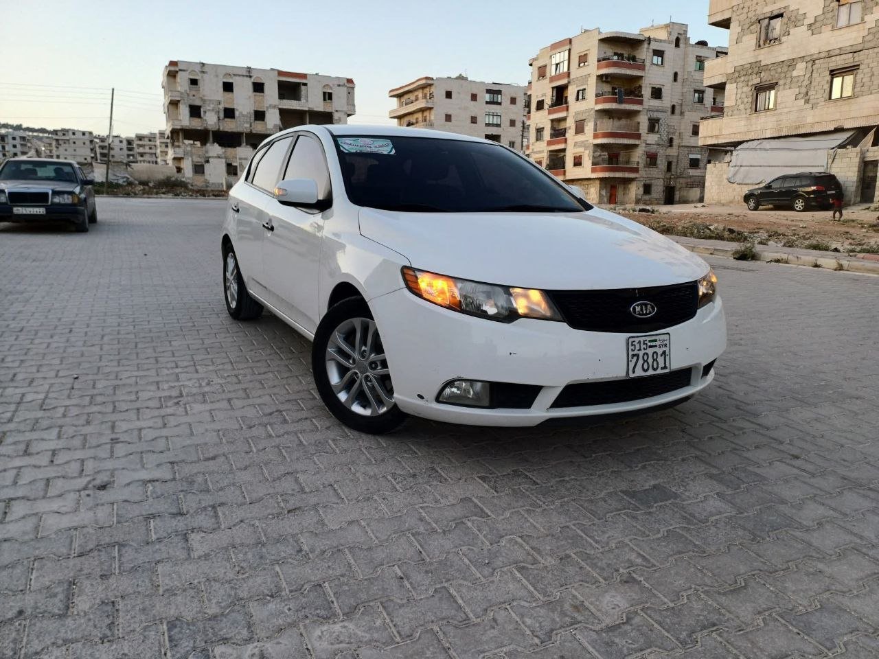 kilometrage car sale kia cerato standard hatchback used 2010 aleppo mb image