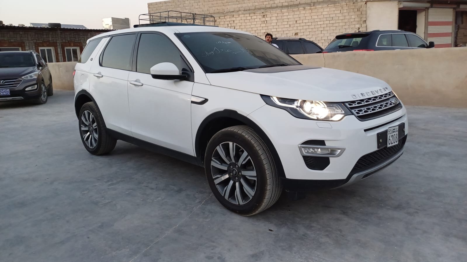 kilometrage car sale discovery sport hse suv used 2019 aleppo lh image