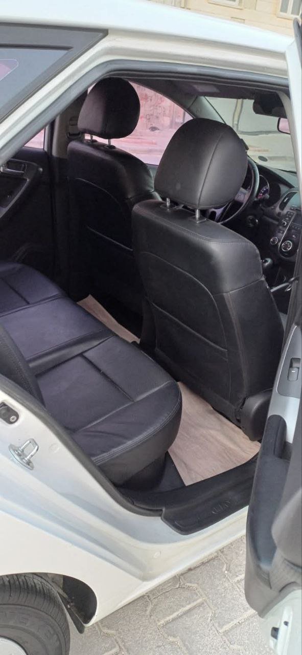 kilometrage car sale cerato standard hatchback used 2012 aleppo rl image