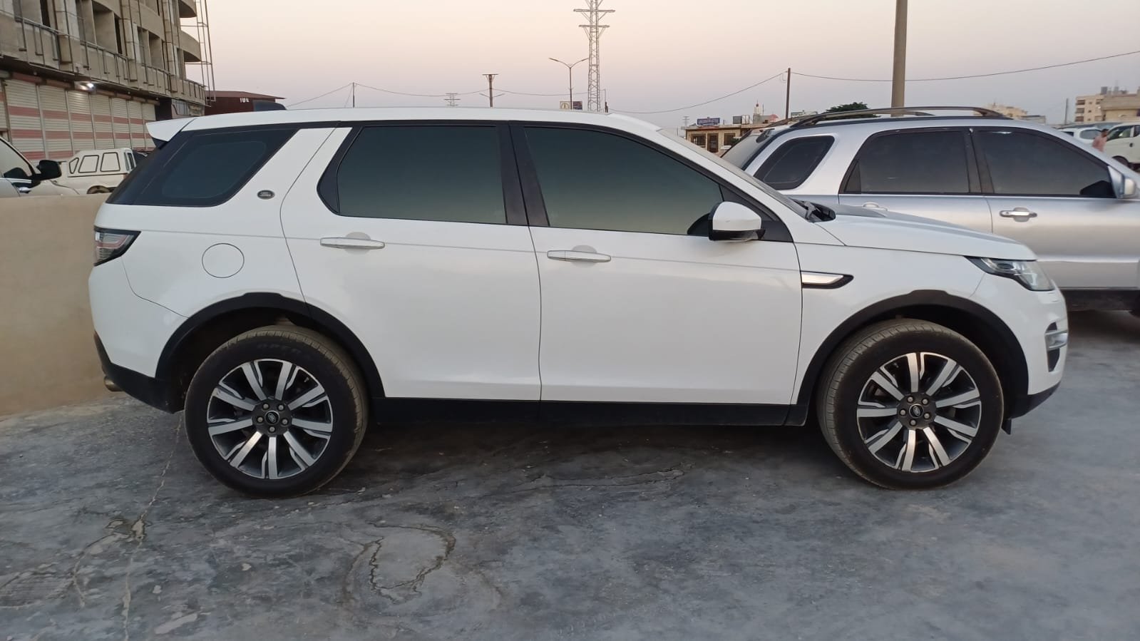 kilometrage car sale discovery sport hse suv used 2019 aleppo lh image
