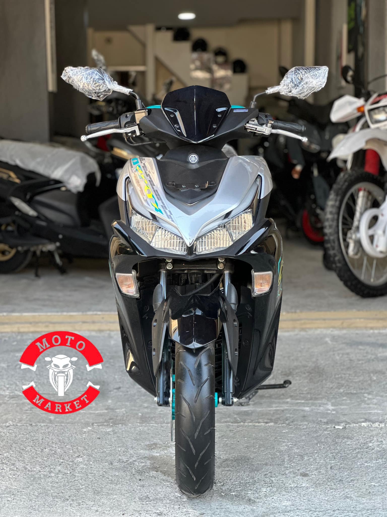 kilometrage motorbike aerox 155 scooter used 2021 sb image