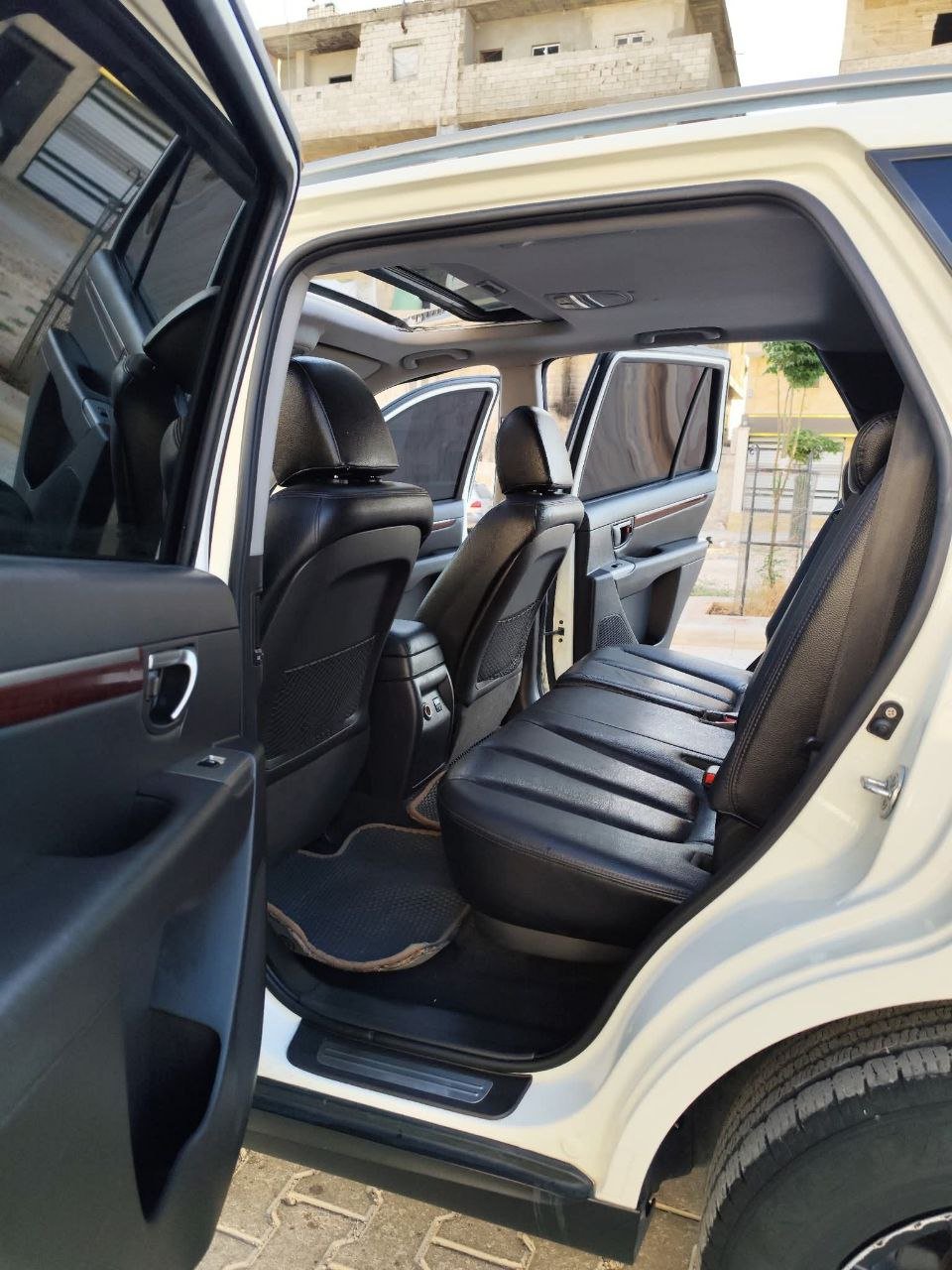 kilometrage car sale hyundai santa fe mlx suv used 2011 aleppo ha image