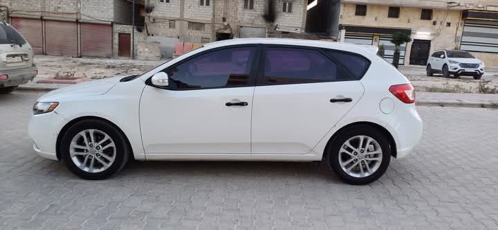 kilometrage car sale cerato standard hatchback used 2012 aleppo rl image