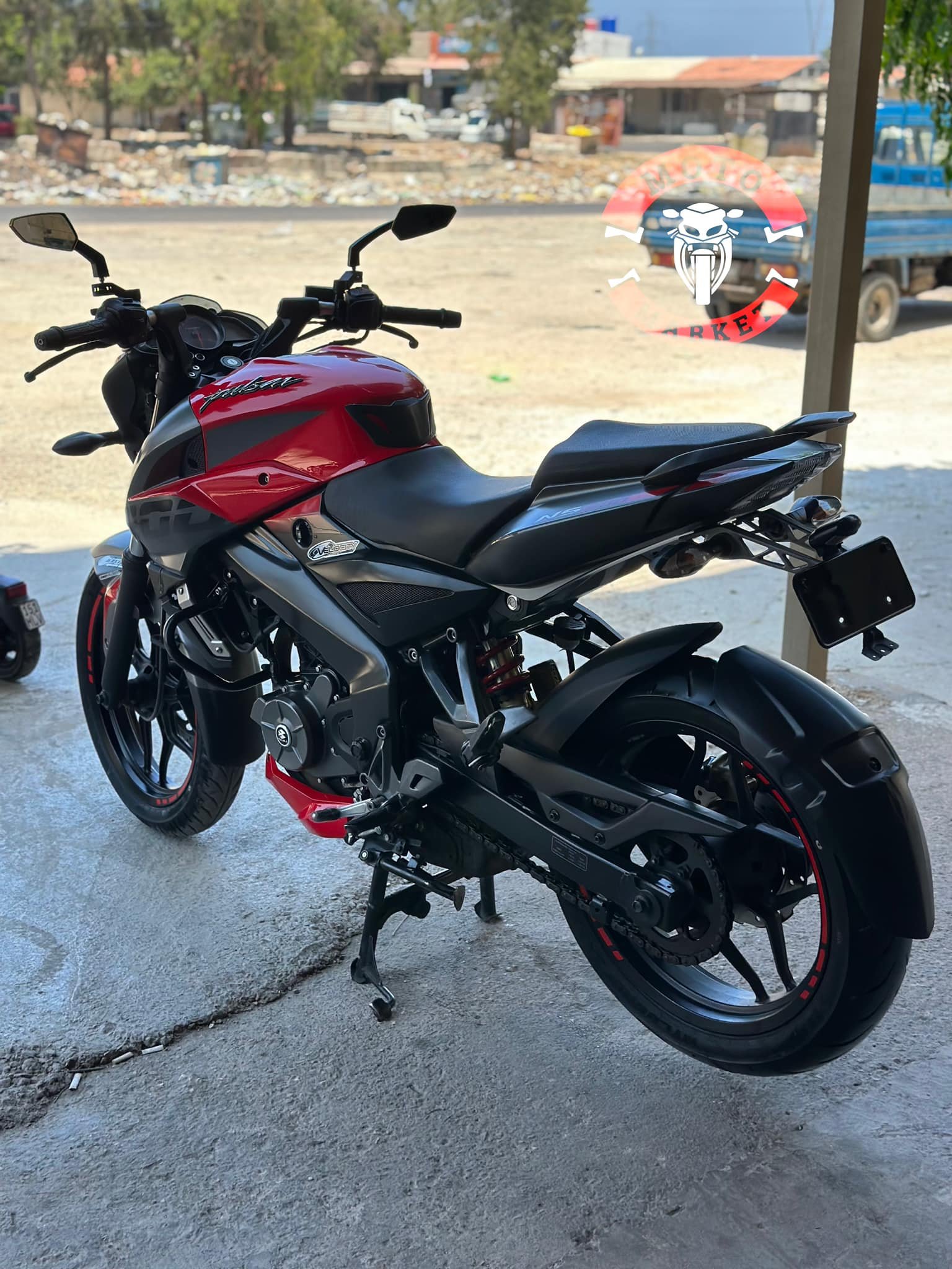 kilometrage motorbike pulsar ns200 sport used xt image