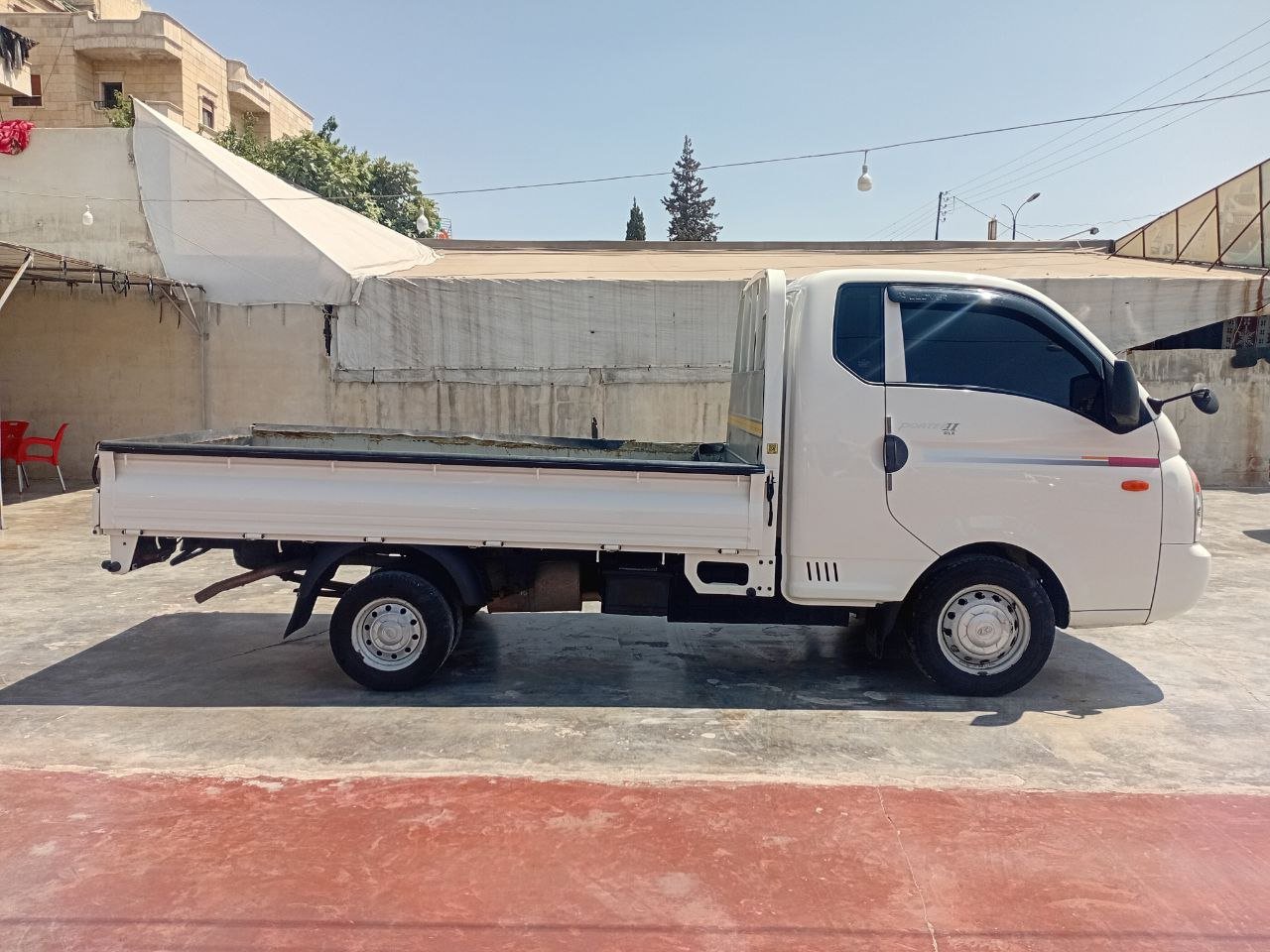 kilometrage car sale porter 2 crdi cargo truck used 2011 aleppo dz image