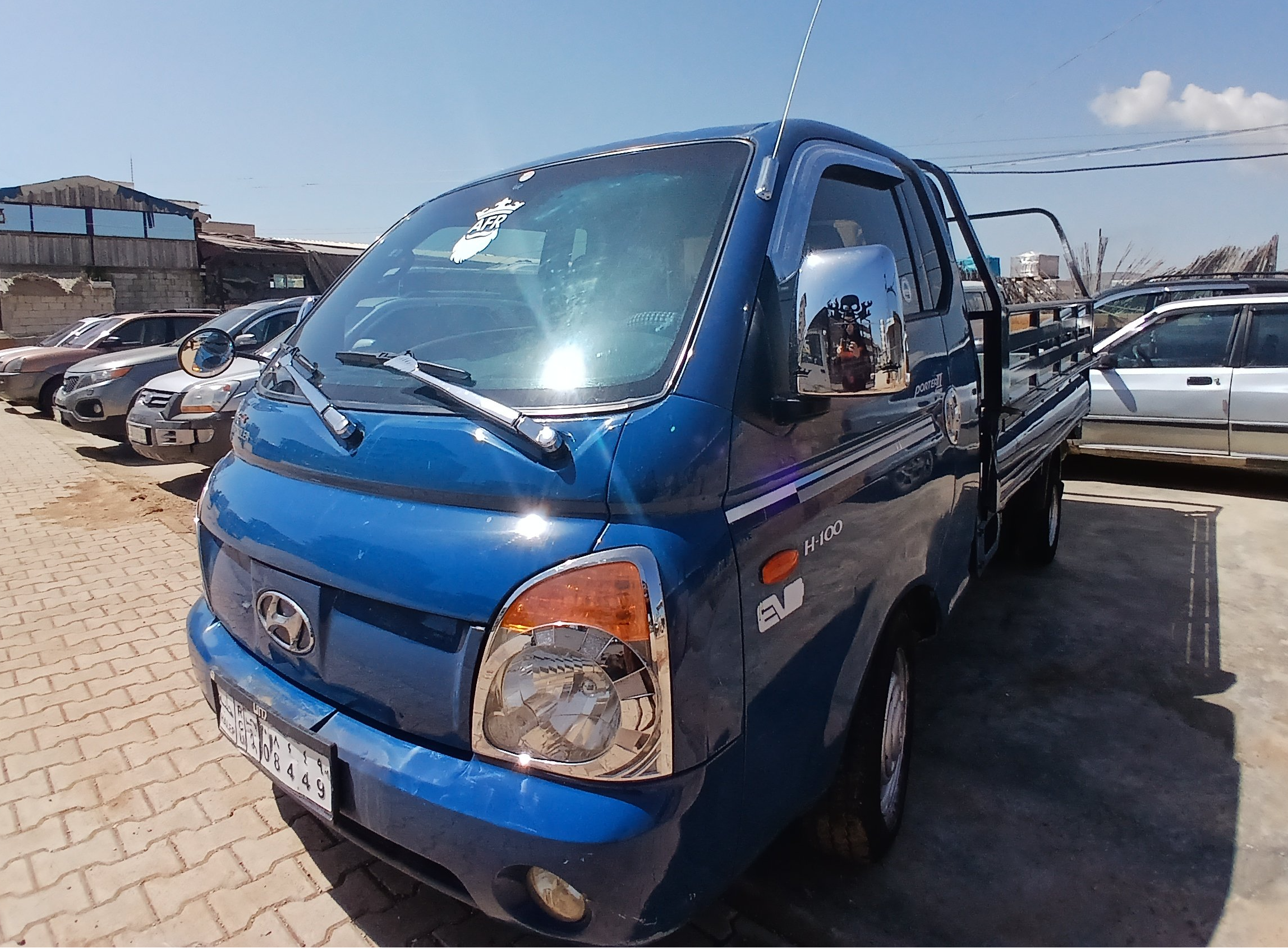kilometrage car sale hyundai porter ii 2 crdi cargo truck used 2006 aleppo tq card image