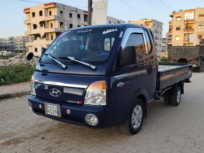 kilometrage car sale hyundai porter ii 2 crdi cargo truck used 2011 aleppo nz card image