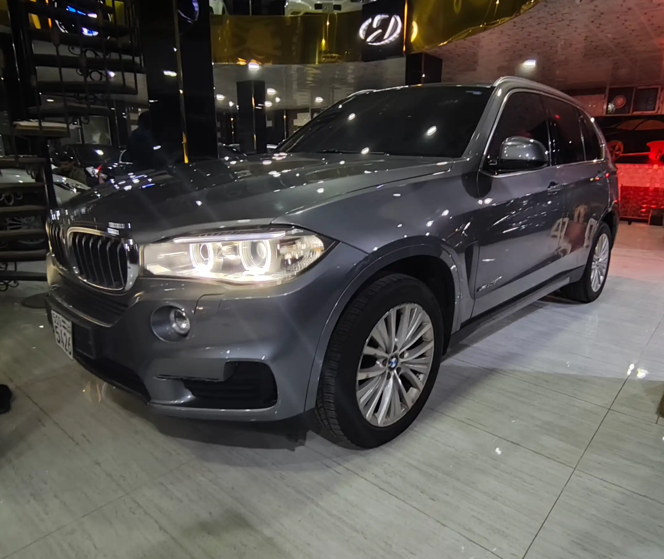 kilometrage car sale bmw x5 xdrive40d suv 2015 aleppo zp card image