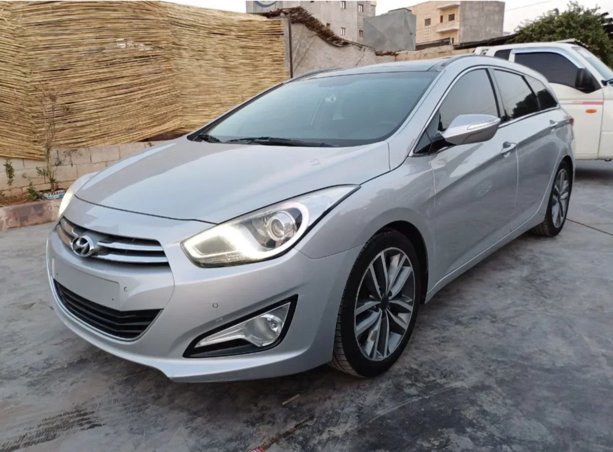 kilometrage car sale hyundai i40 gdi station wagon used 2012 aleppo eg image
