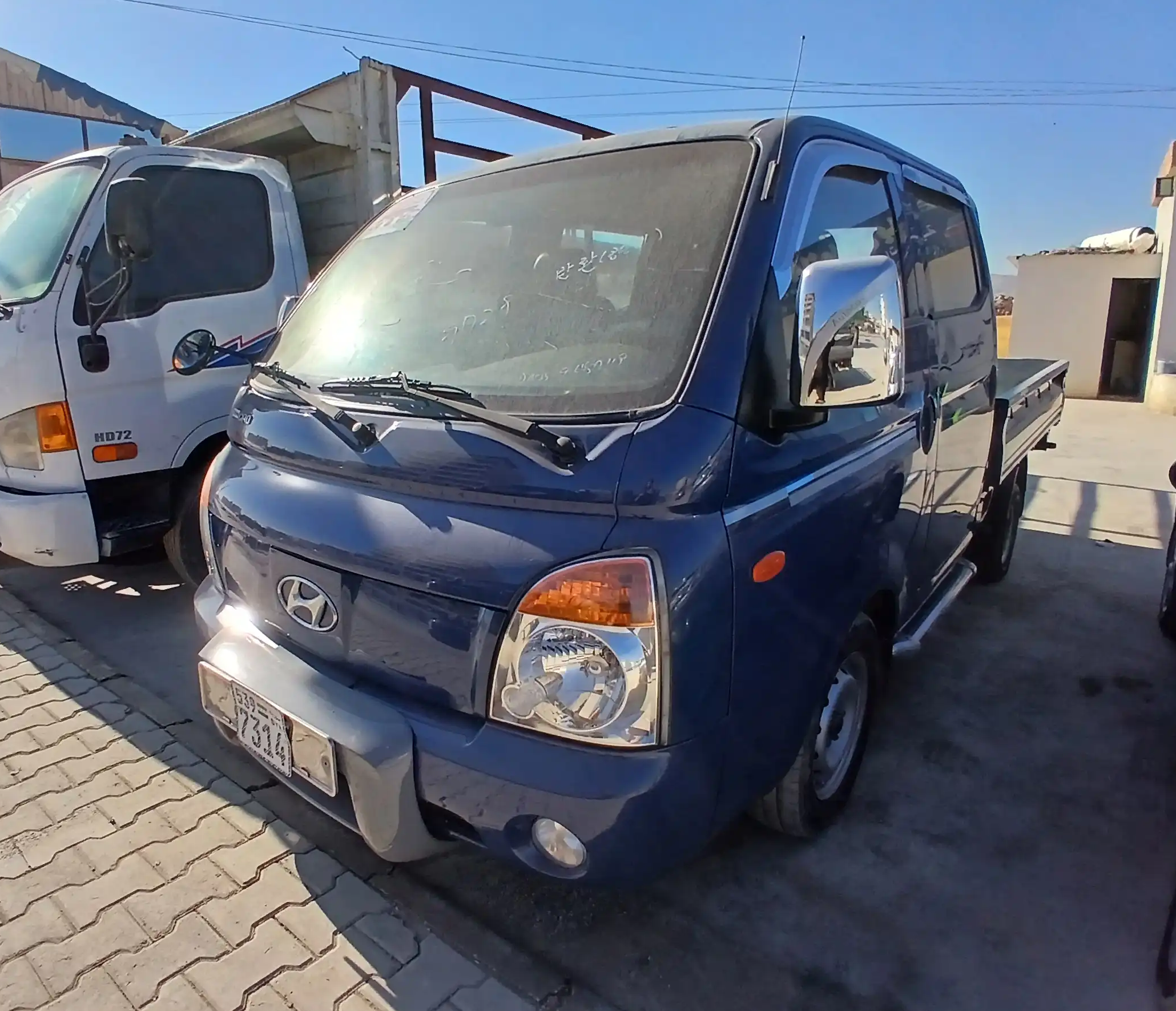 kilometrage car sale hyundai porter ii 2 crdi cargo truck used 2010 aleppo ih image