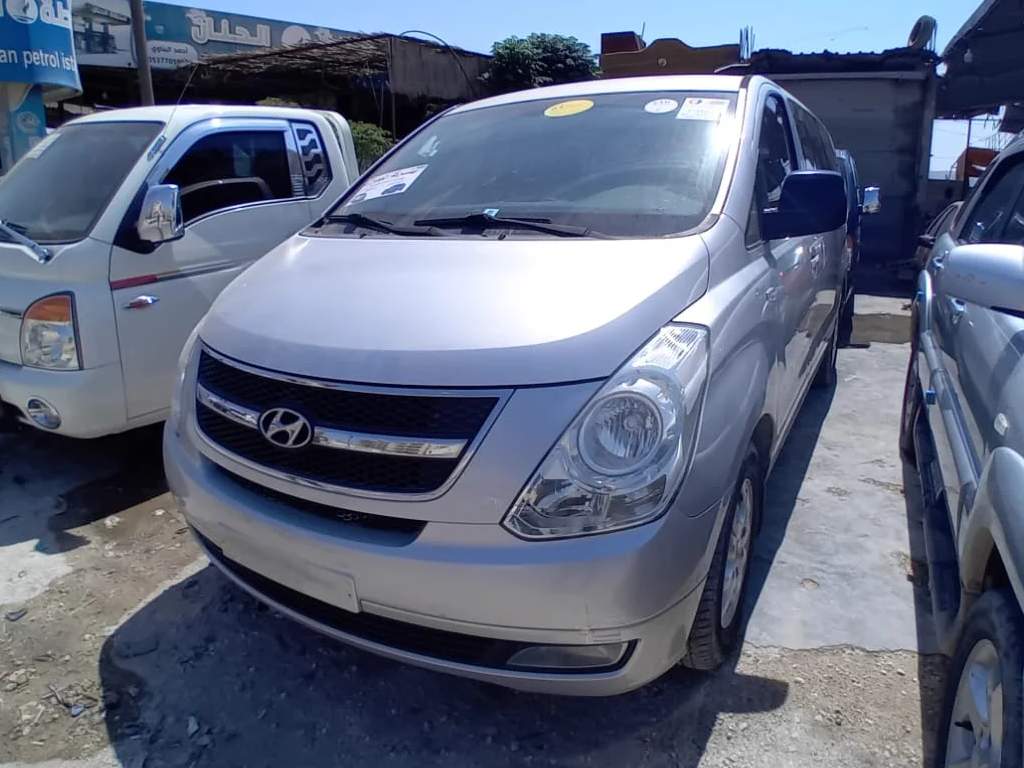 kilometrage car sale hyundai h1 standard van used 2010 aleppo cn card image