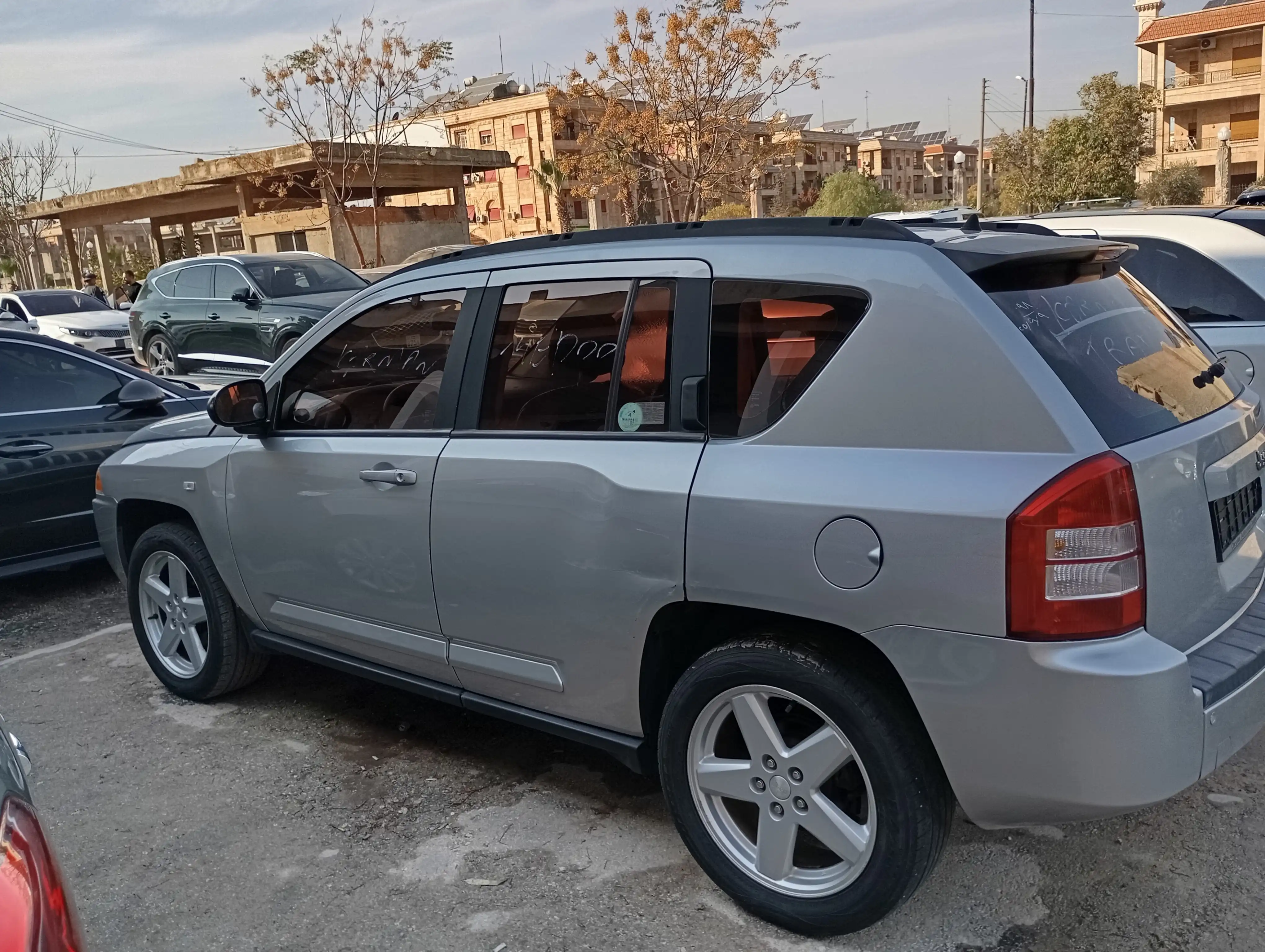 kilometrage car sale jeep grand cherokee standard suv used 2010 aleppo fy image