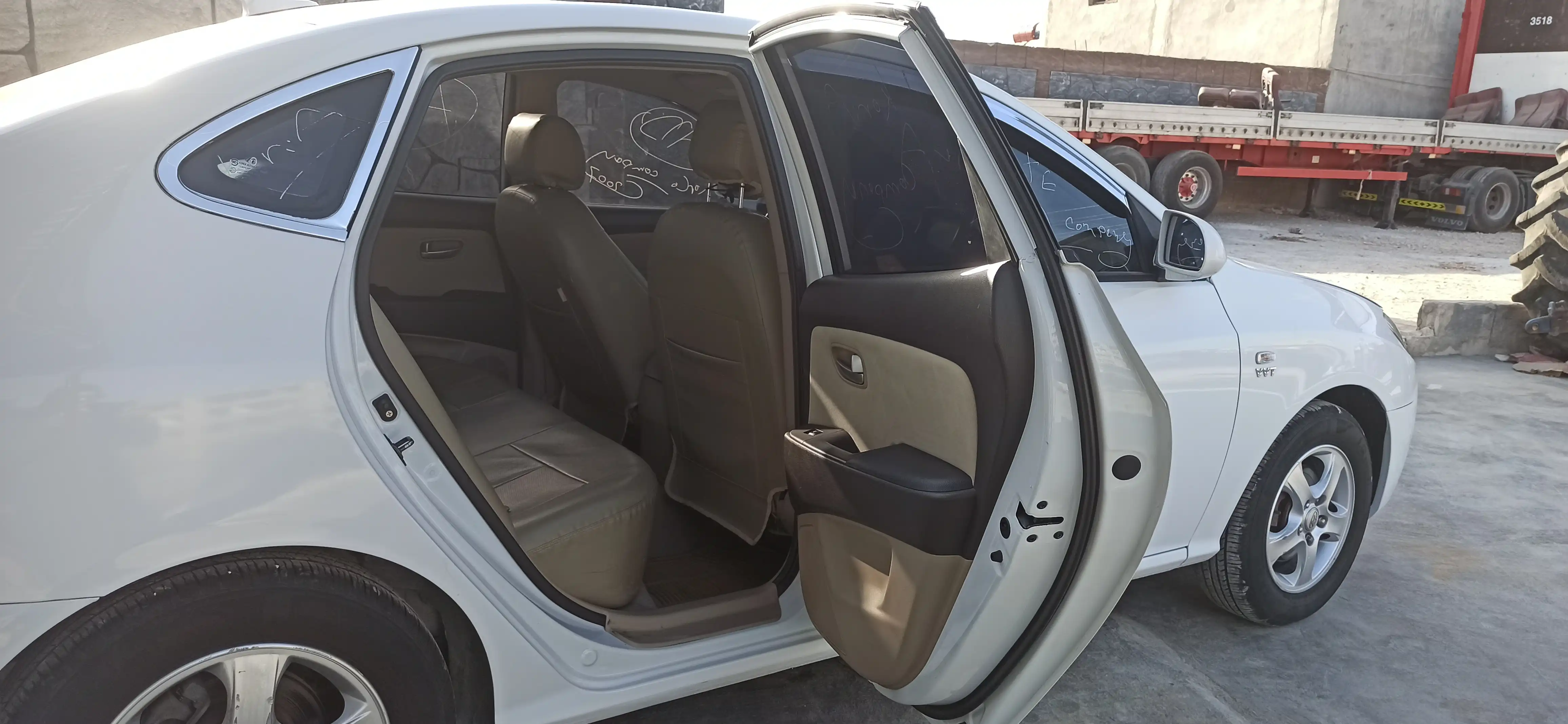 kilometrage car sale hyundai avante standard sedan used 2007 aleppo wn image
