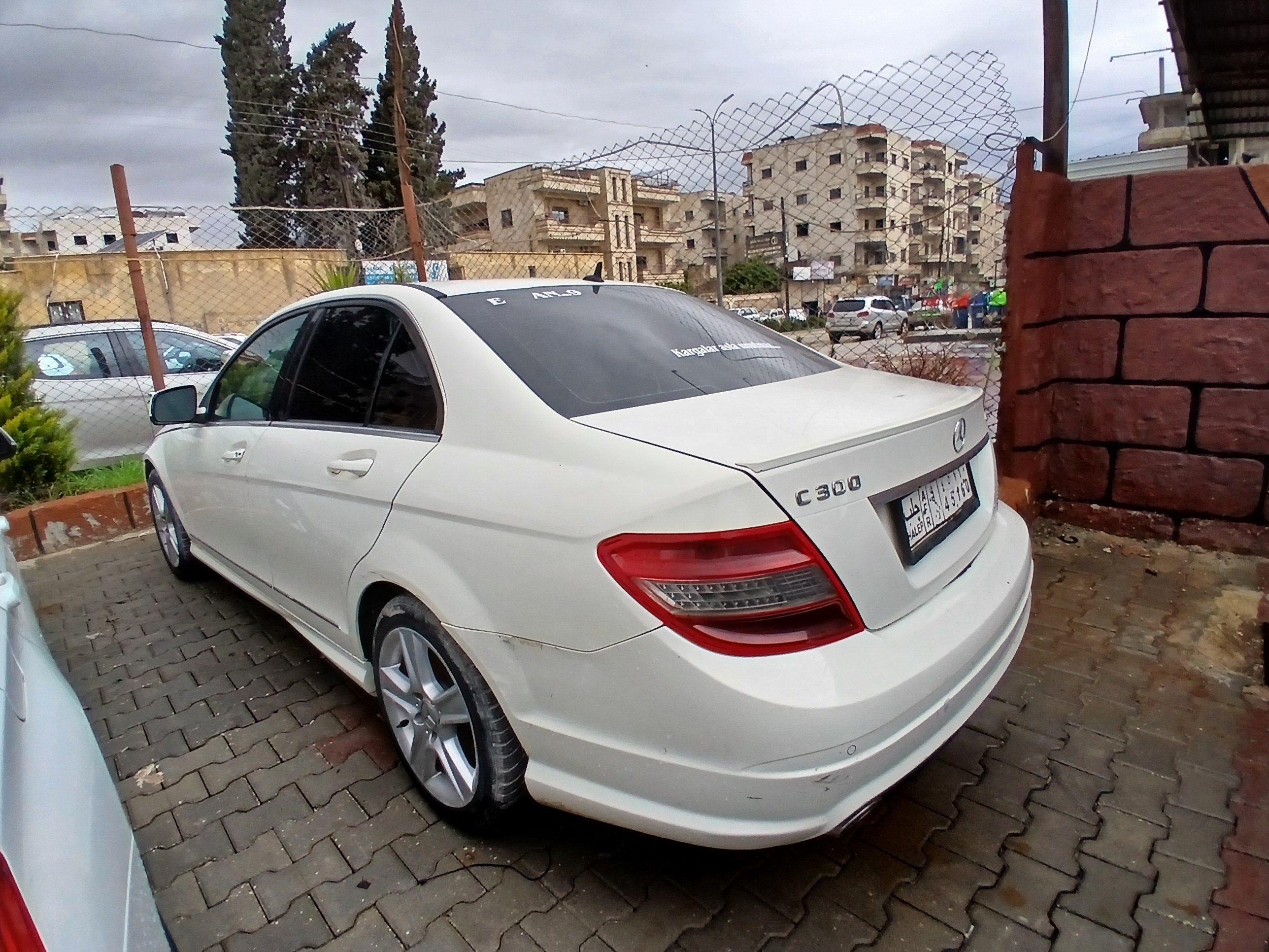kilometrage car sale mercedes c class c 300 sedan used 2010 aleppo ez image