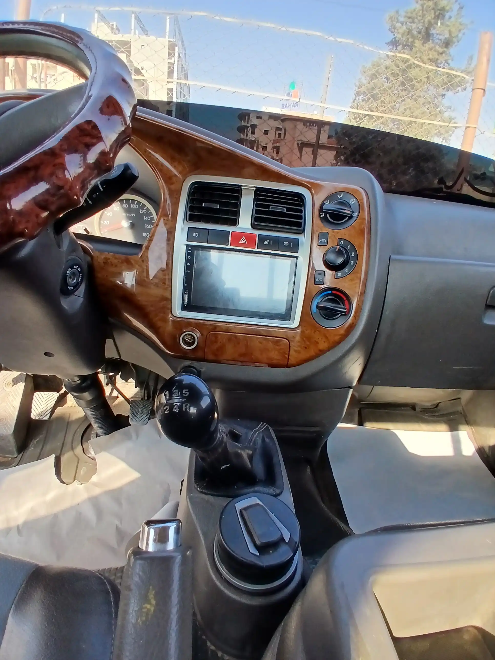 kilometrage car sale hyundai porter ii 2 standard cargo truck used 2011 aleppo hp image