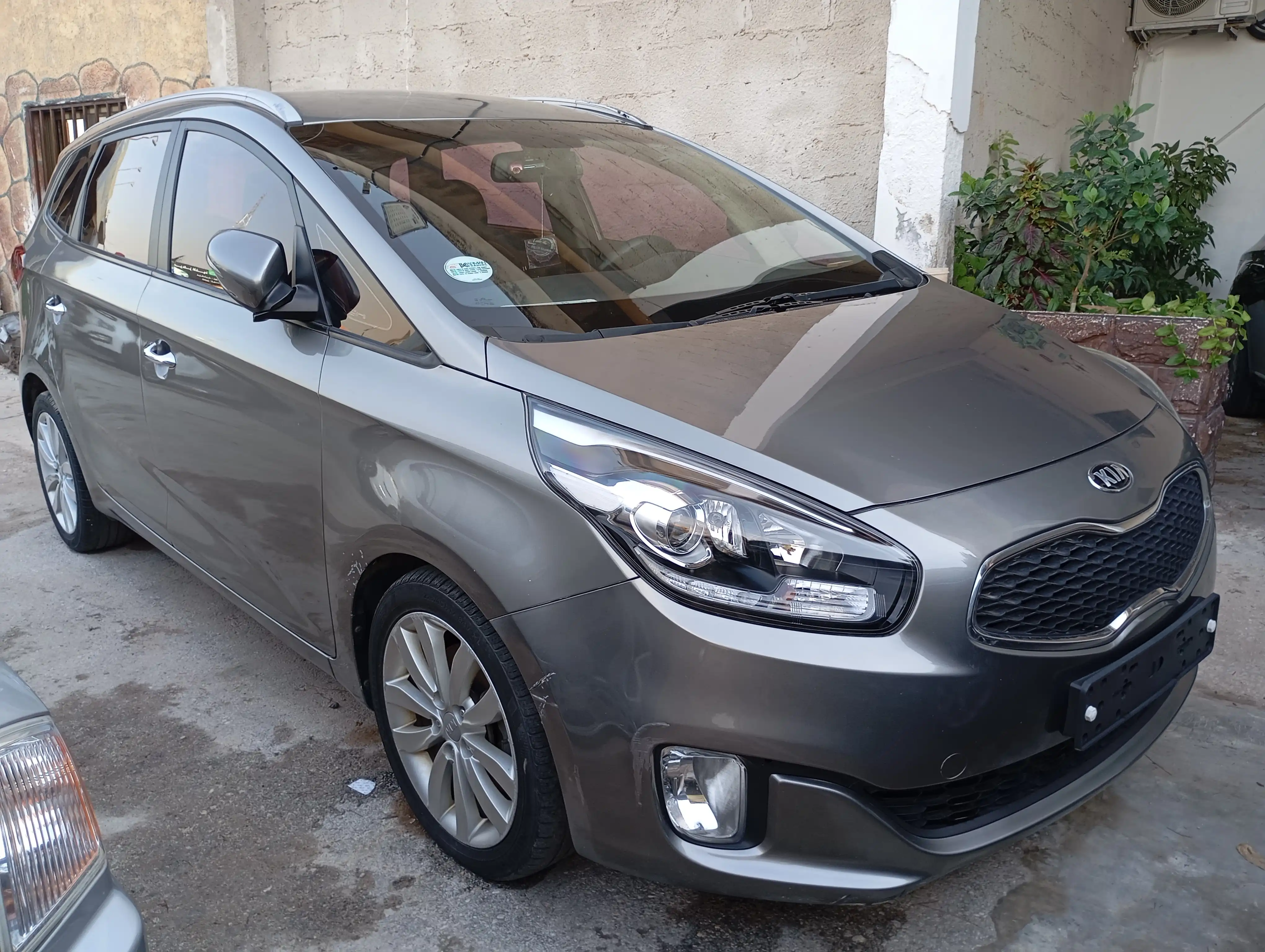kilometrage car sale kia carens standard hatchback used 2014 aleppo kk image
