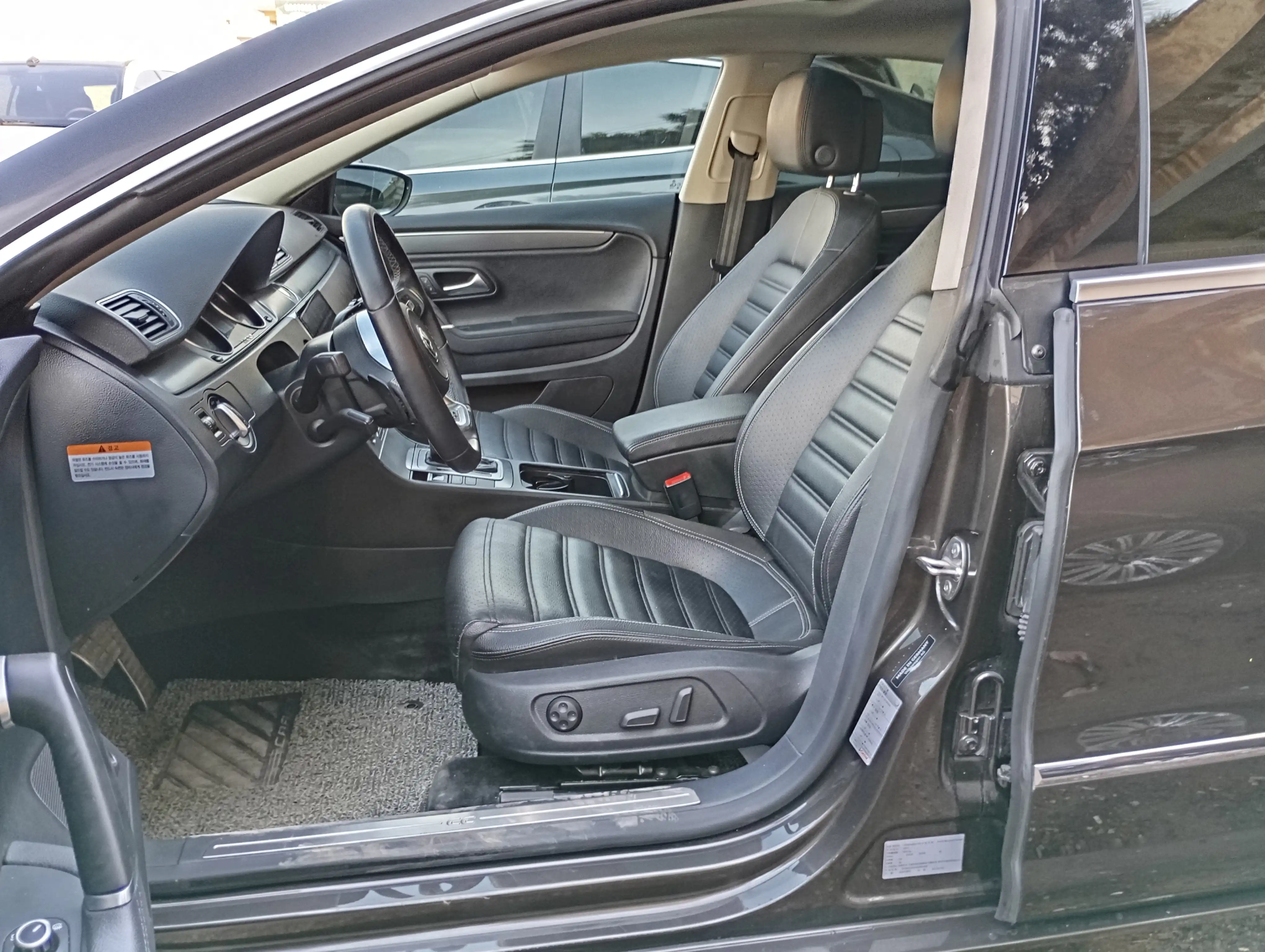 kilometrage car sale volkswagen arteon s sedan used 2013 aleppo xn image