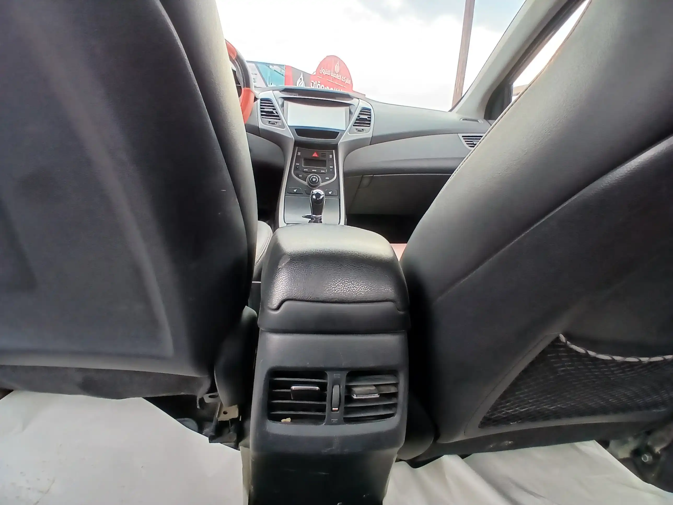 kilometrage car sale hyundai avante standard 2015 gk image