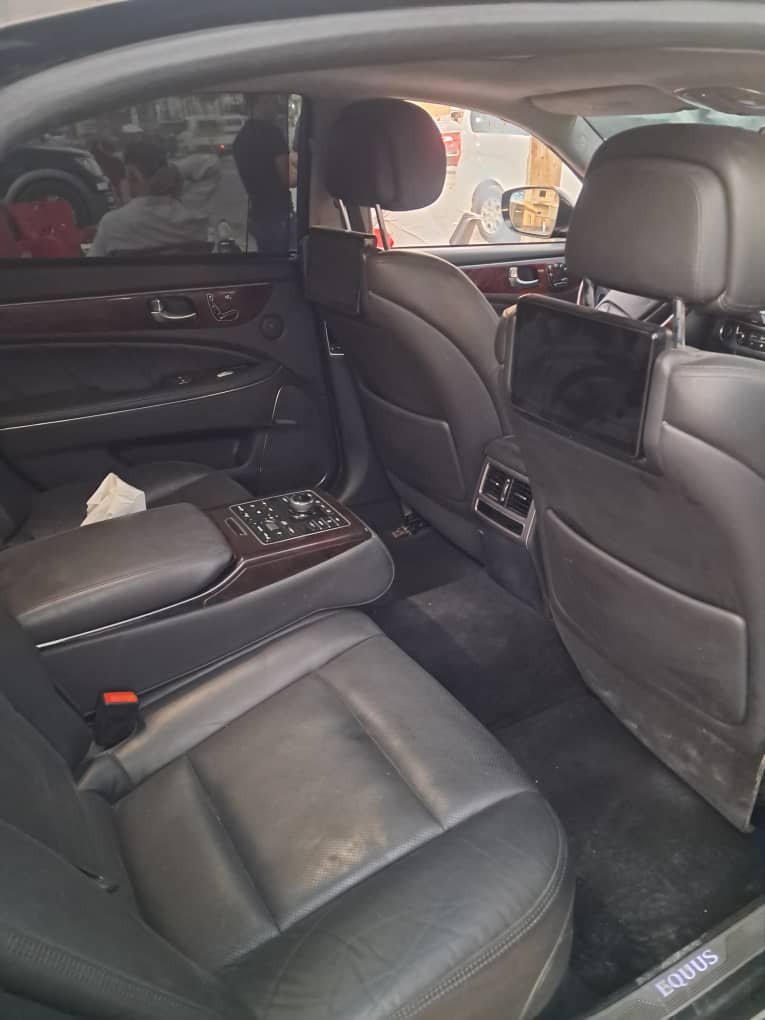 kilometrage car sale hyundai equus vs 380 sedan used 2015 aleppo pc image