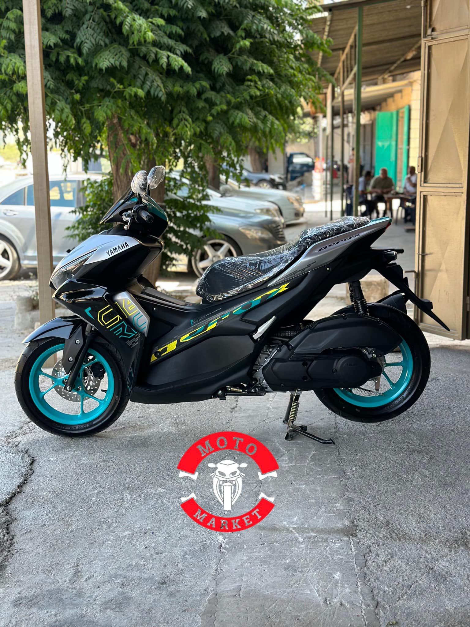 kilometrage motorbike aerox 155 scooter used 2021 sb image