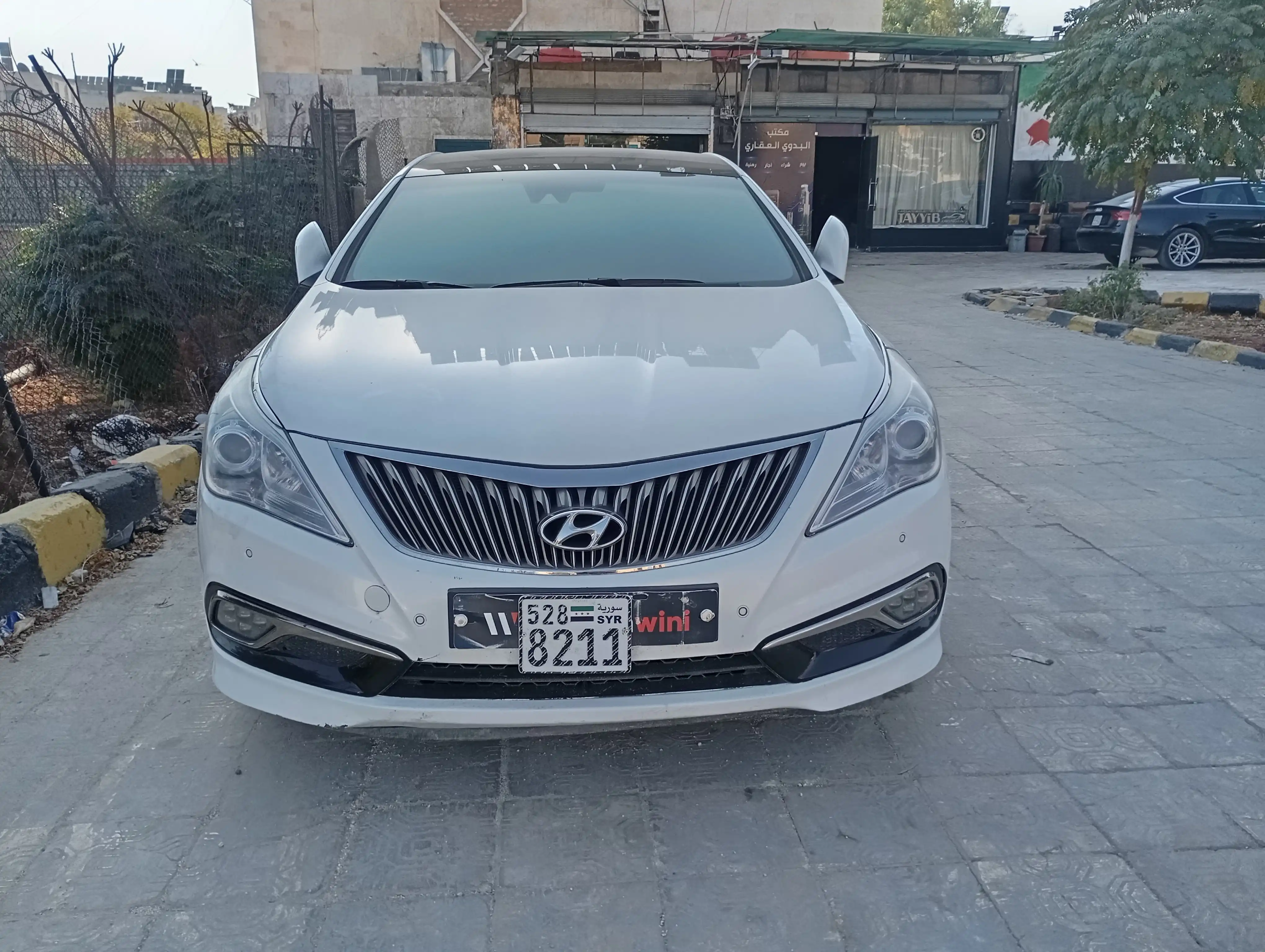 kilometrage car sale hyundai grandeur hg 300 sedan used 2015 aleppo up image