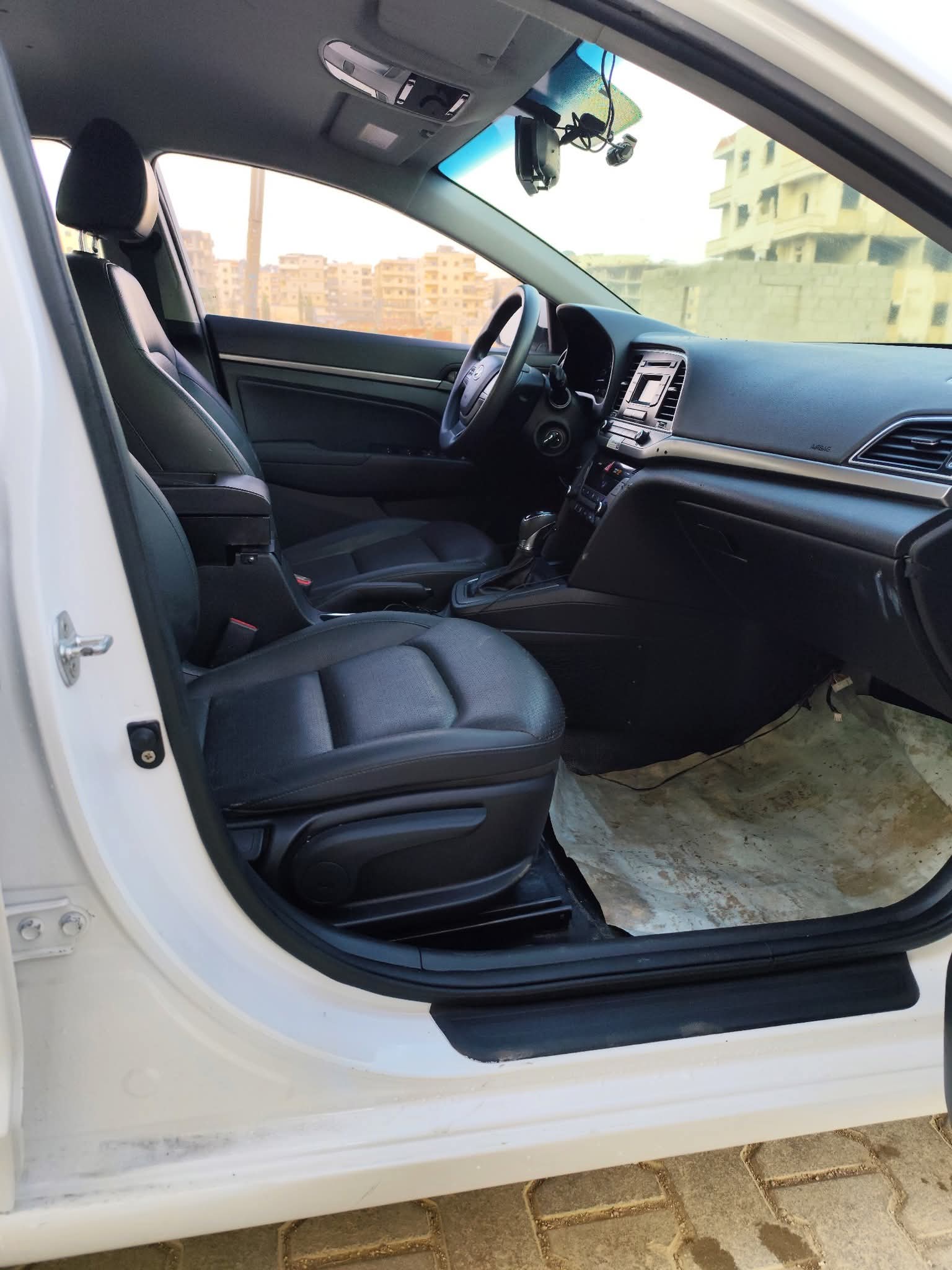 kilometrage car sale hyundai avante e16 sedan used 2018 aleppo sg image