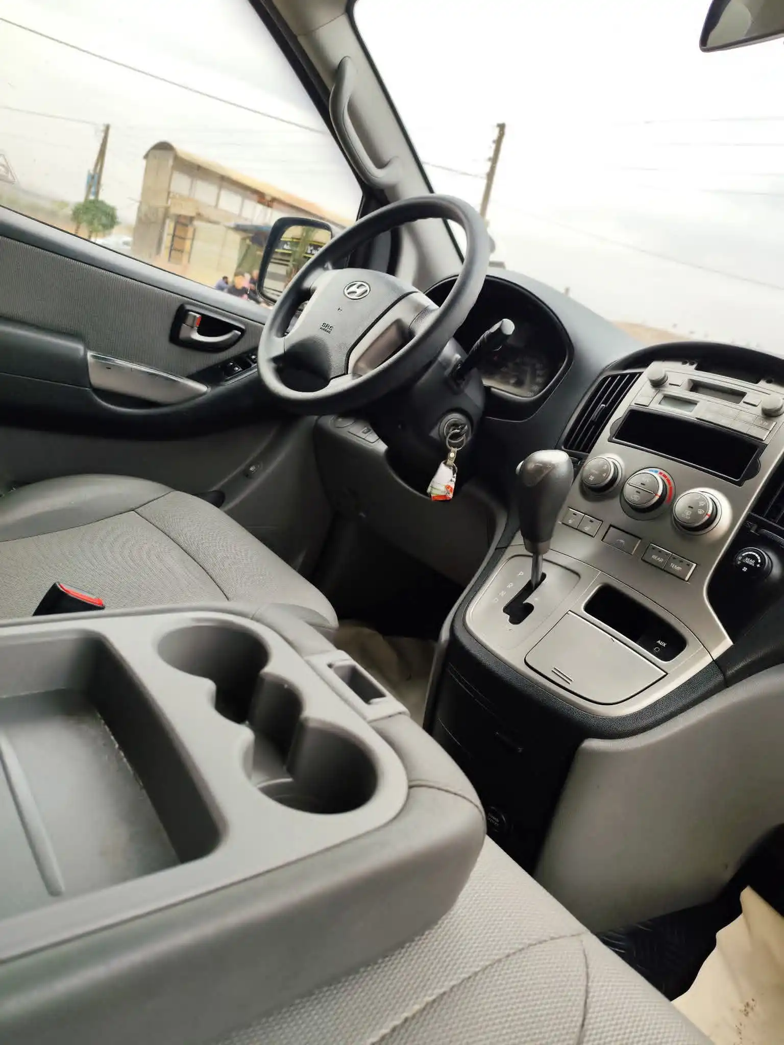 kilometrage car sale hyundai grand starex cvx van used 2010 aleppo am image