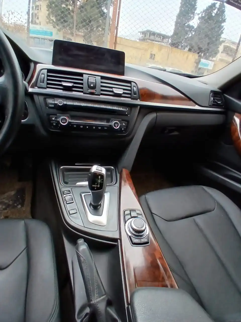 kilometrage car sale bmw 3 series 320 sedan used 2012 aleppo gj image