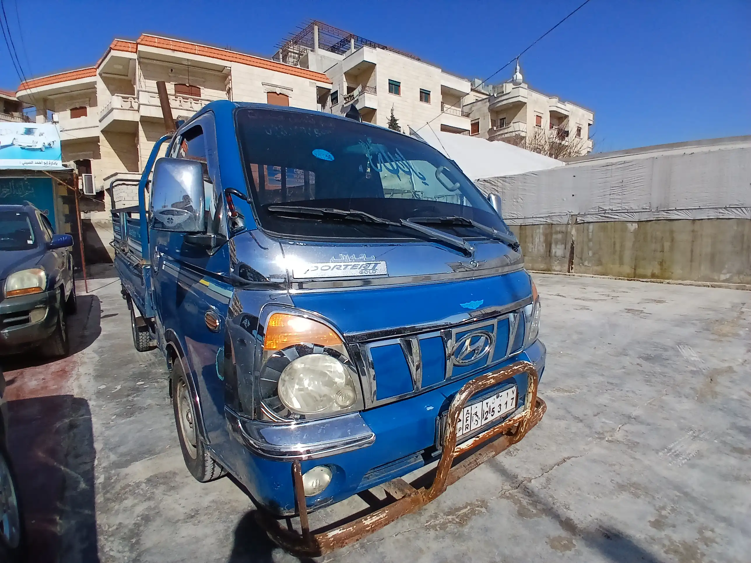 kilometrage car sale hyundai porter ii 2 crdi cargo truck used 2005 aleppo om image