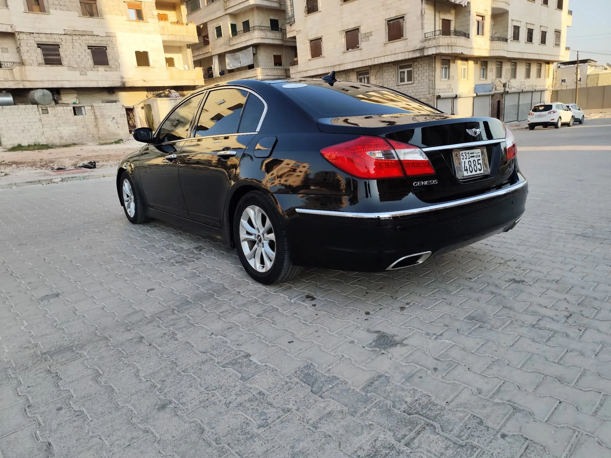 kilometrage car sale genesis bh 330 sedan used 2012 aleppo jx image