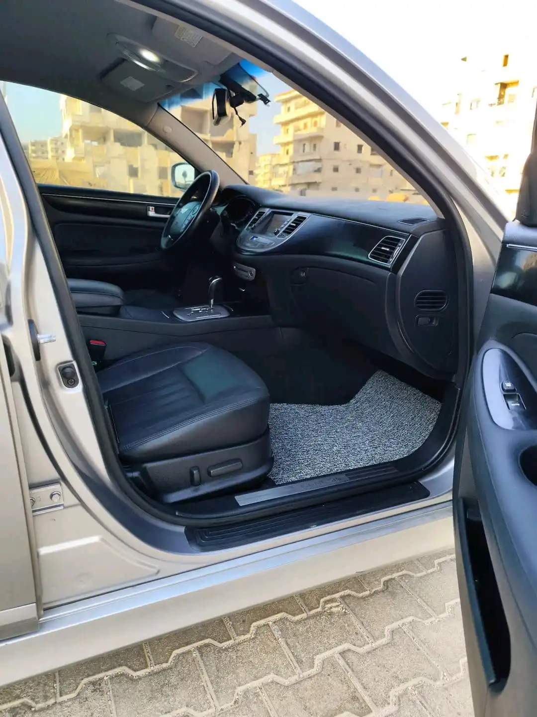 kilometrage car sale genesis bh 330 sedan used 2013 aleppo za image