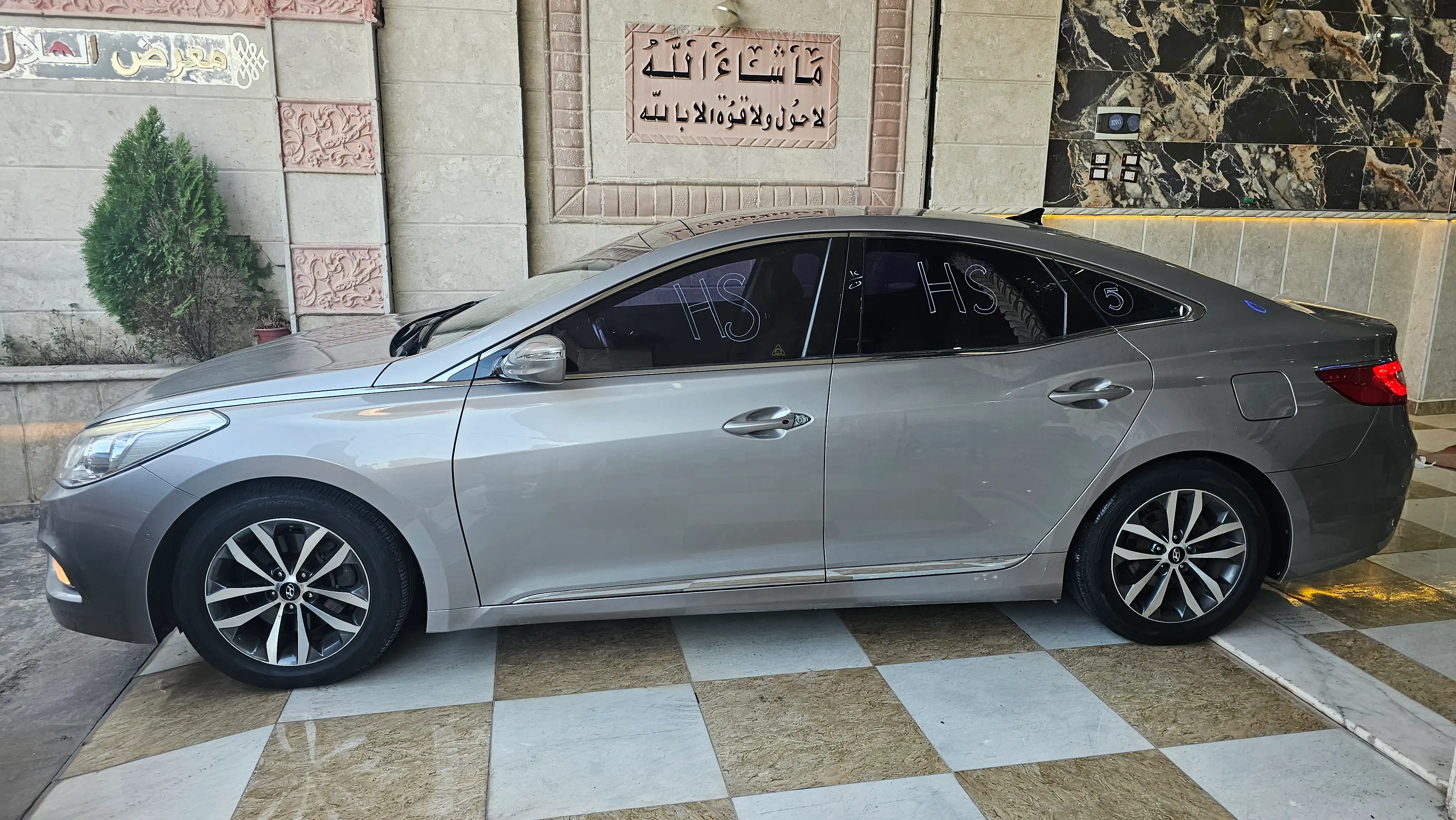 kilometrage car sale hyundai grandeur hg 240 sedan used 2012 aleppo kp image
