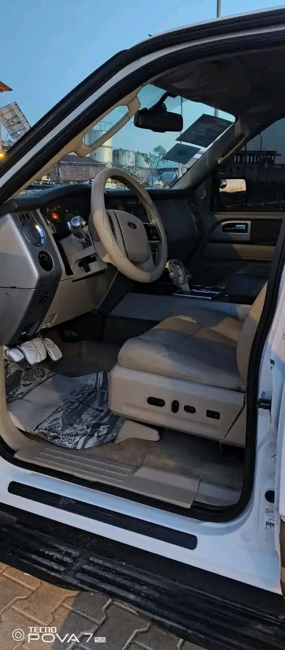 kilometrage car sale ford expedition platinum suv used 2011 aleppo qv image