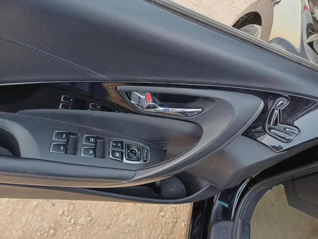 kilometrage car sale hyundai grandeur hg 220 used 2016 aleppo cx image