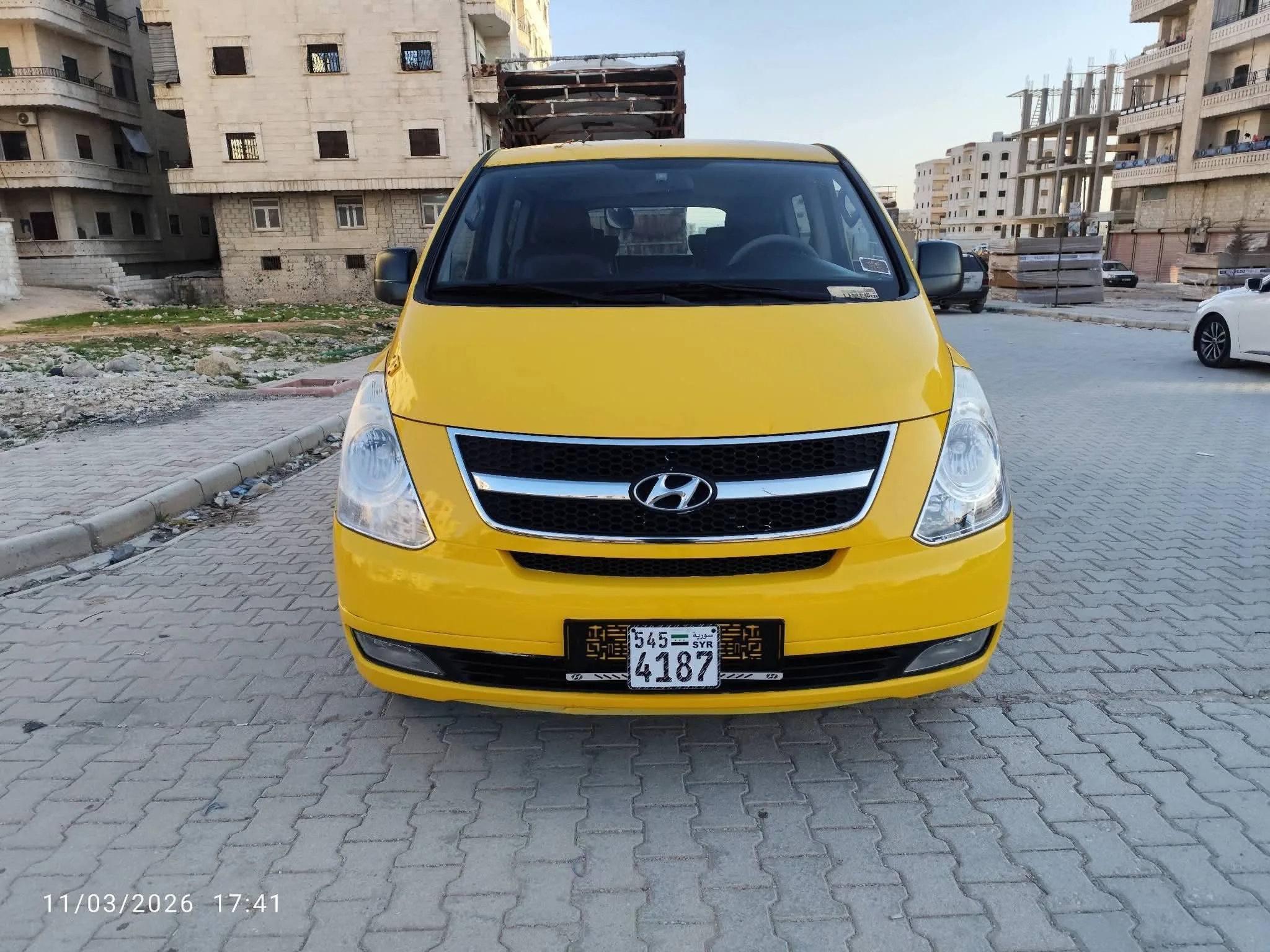 kilometrage car sale hyundai grand starex cvx van used 2009 aleppo oq image
