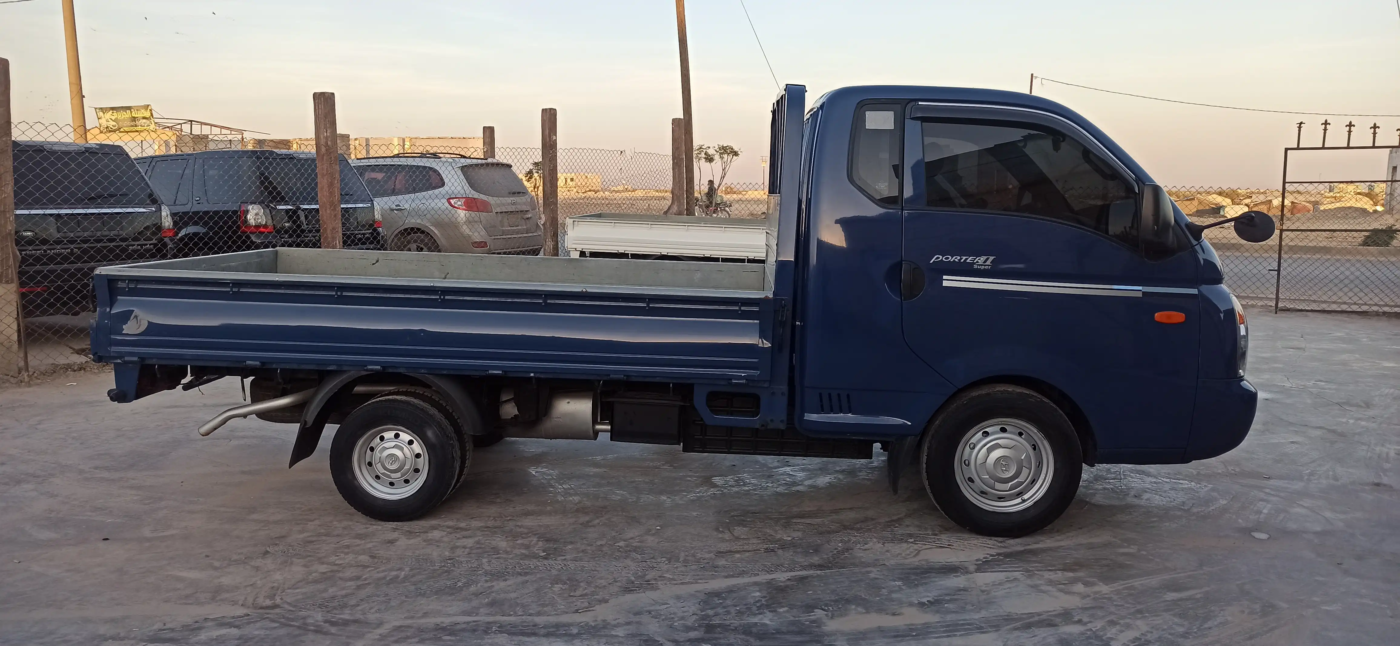 kilometrage car sale hyundai porter ii 2 standard cargo truck used 2010 aleppo zx image