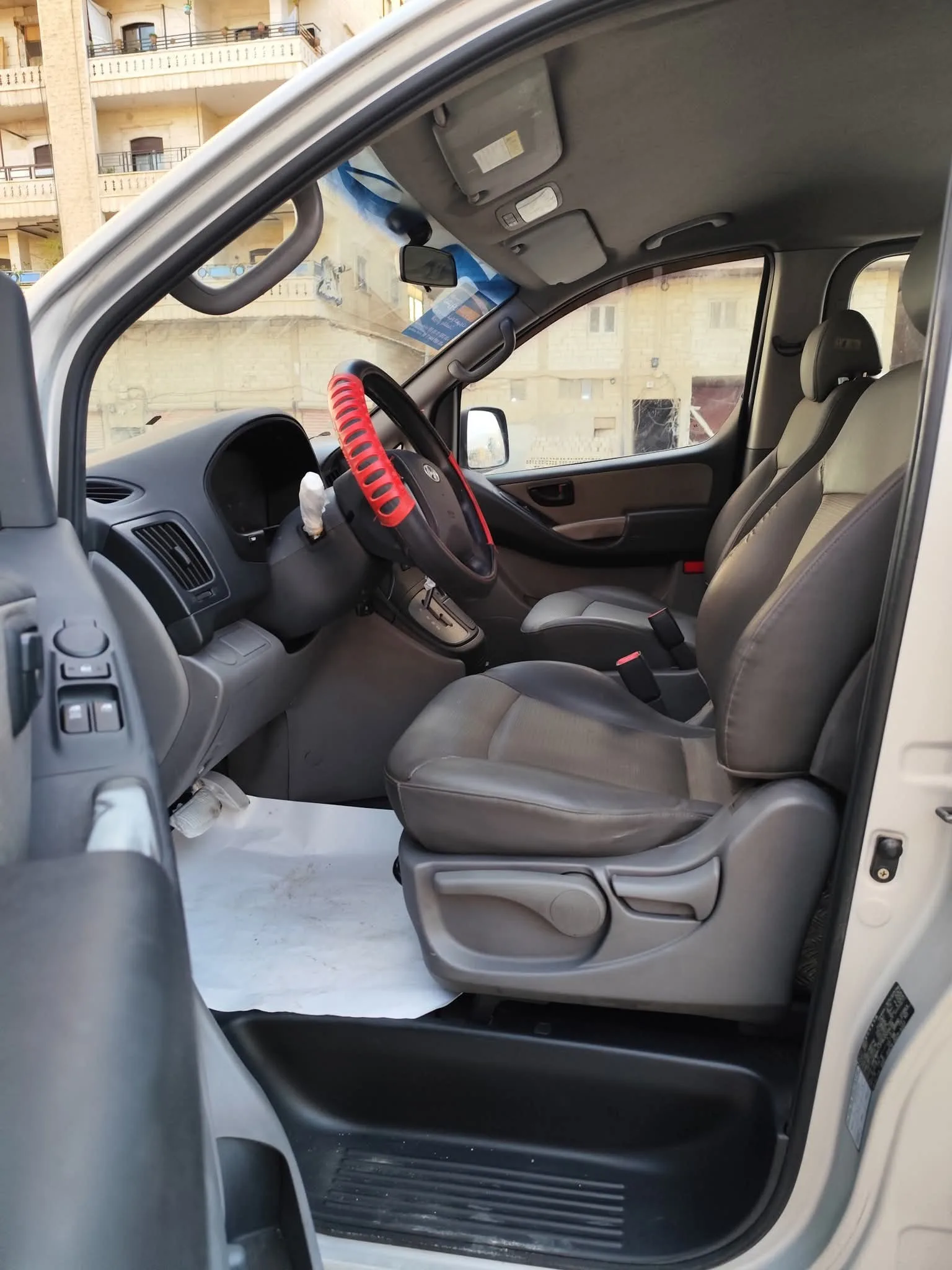 kilometrage car sale hyundai grand starex cvx van used 2008 aleppo yw image