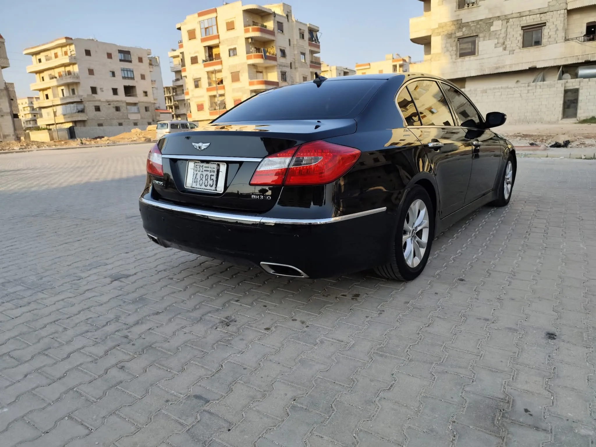 kilometrage car sale genesis bh 330 sedan used 2012 aleppo jx image
