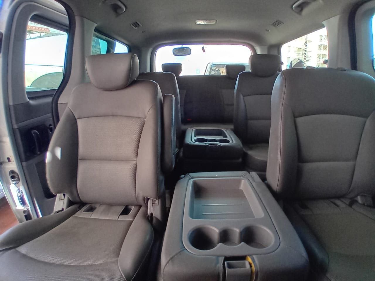 kilometrage car sale hyundai grand starex cvx van used 2009 aleppo qx image