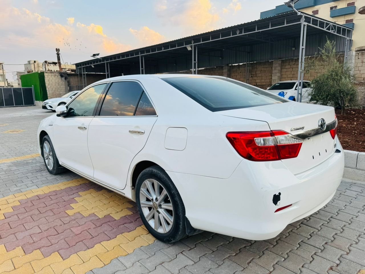 kilometrage car sale toyota corolla hybrid sedan used 2013 aleppo cl image