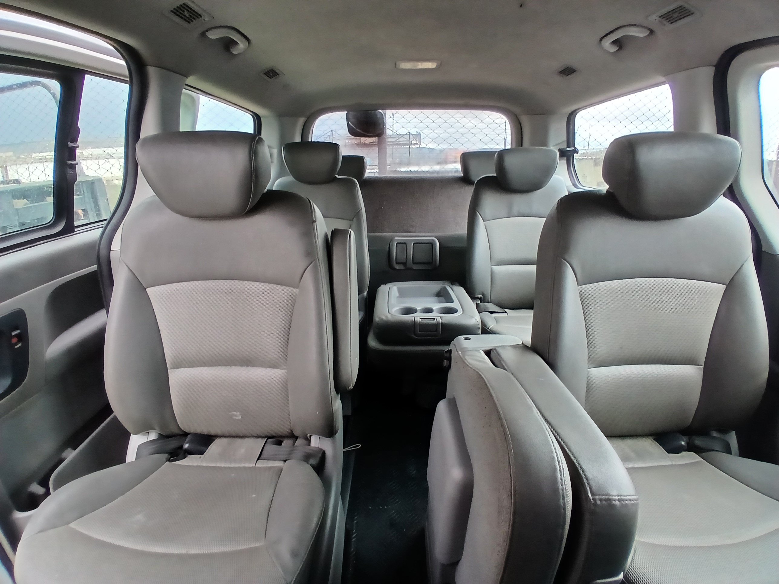 kilometrage car sale hyundai grand starex cvx van used 2011 aleppo cy image