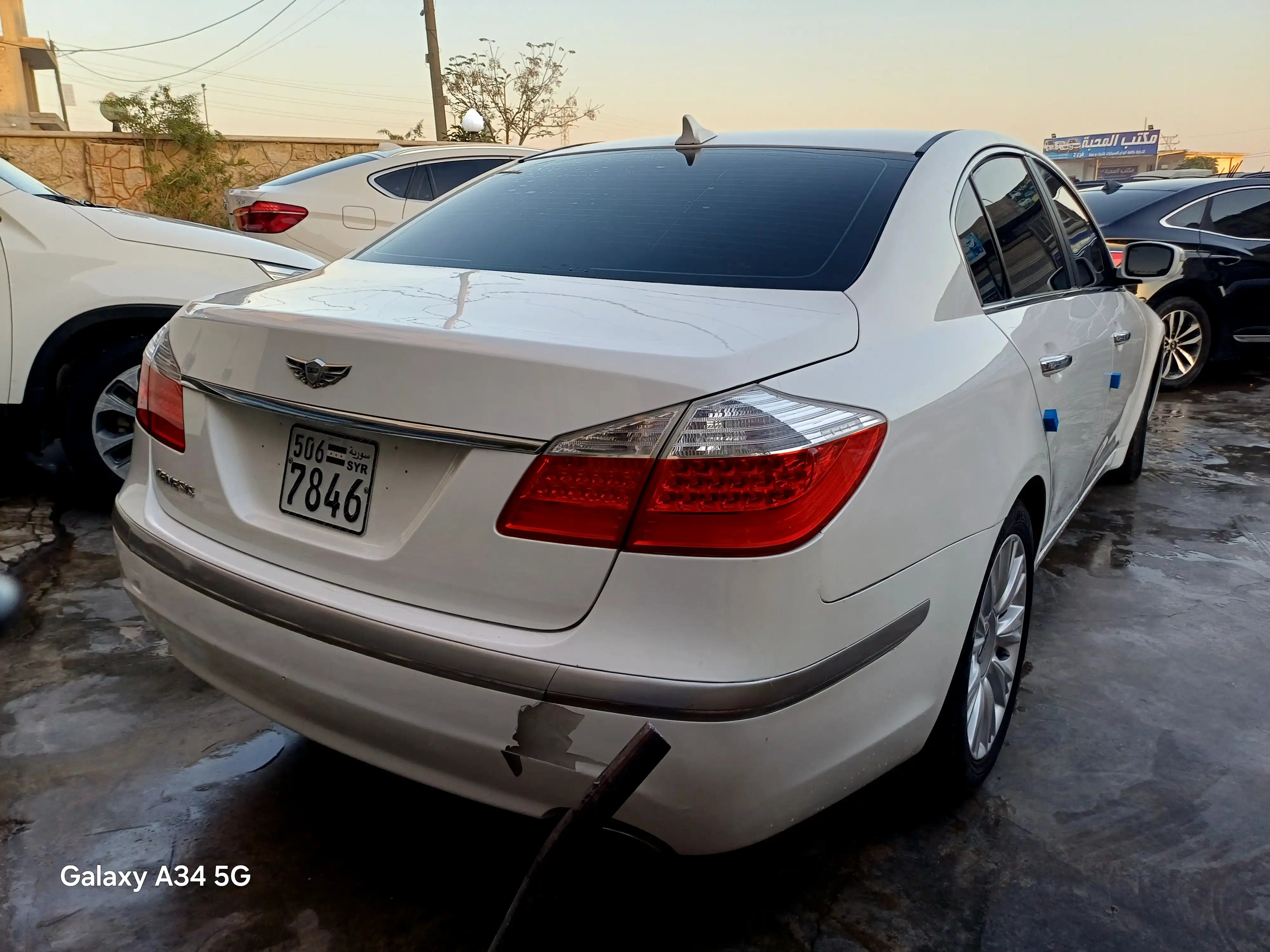 kilometrage car sale genesis bh 330 sedan used 2012 aleppo up image