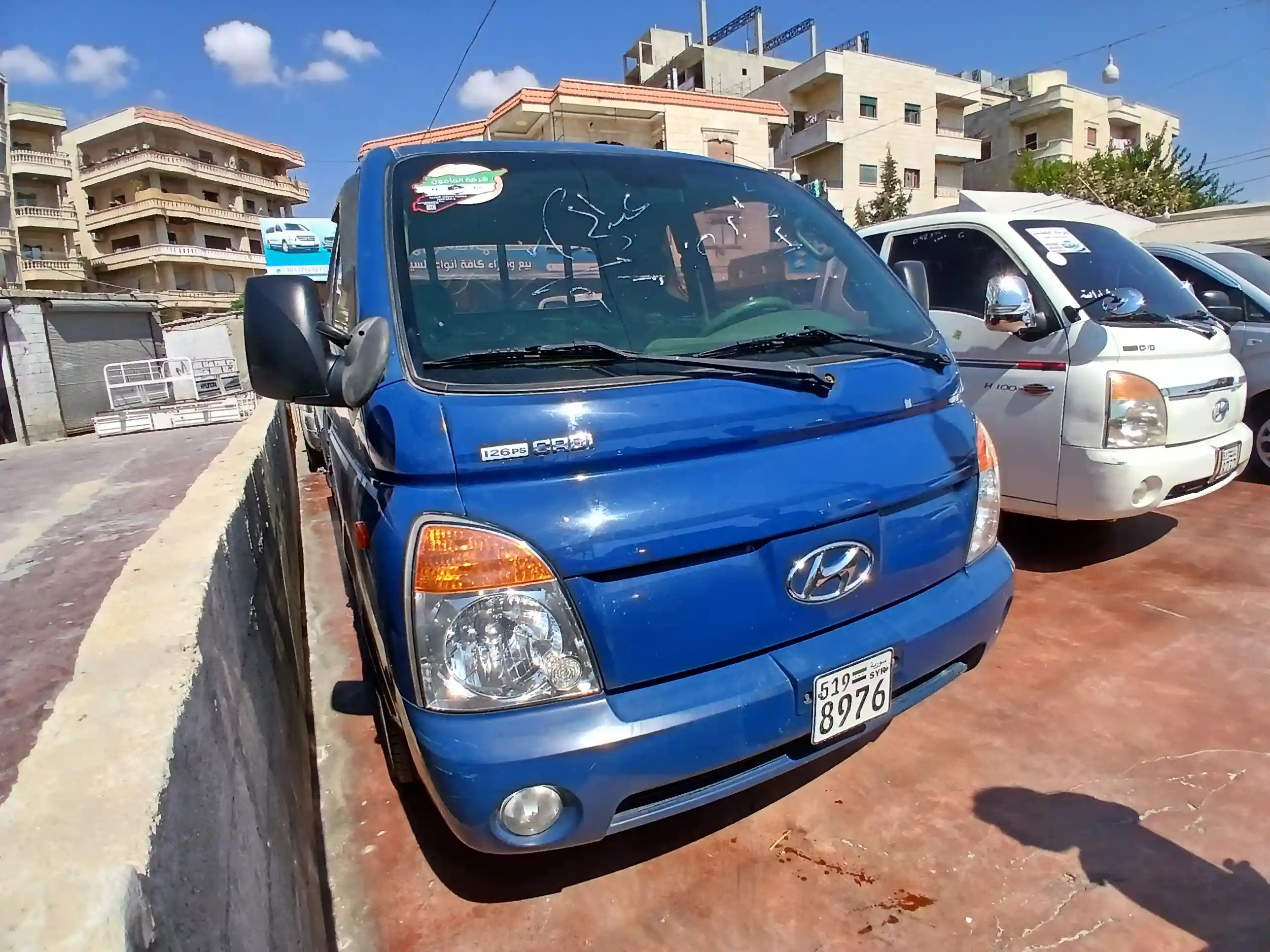 kilometrage car sale hyundai porter 2 crdi cargo truck used 2011 aleppo ry image