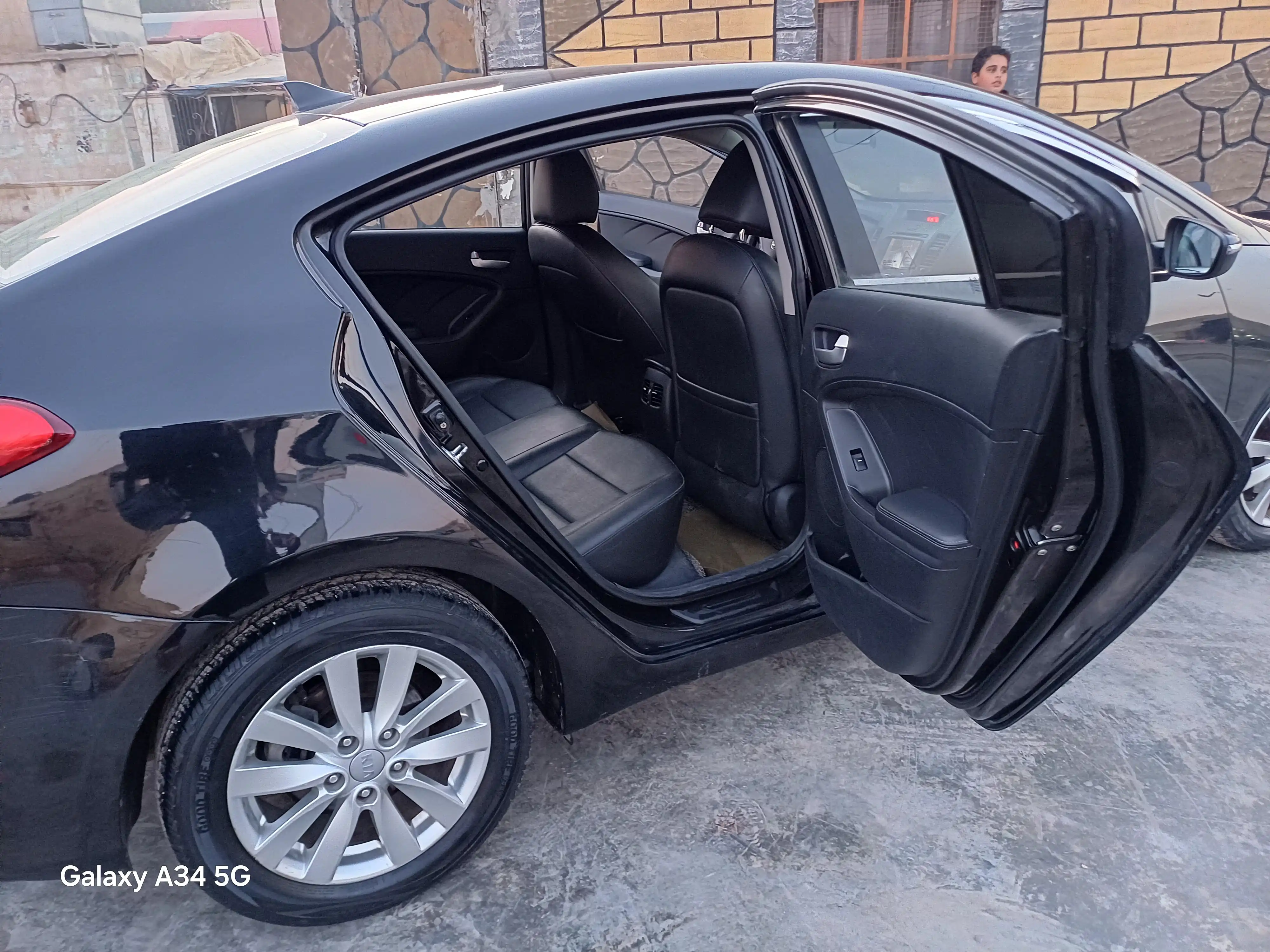 kilometrage car rent kia k3 lx sedan used 2014 aleppo ot image