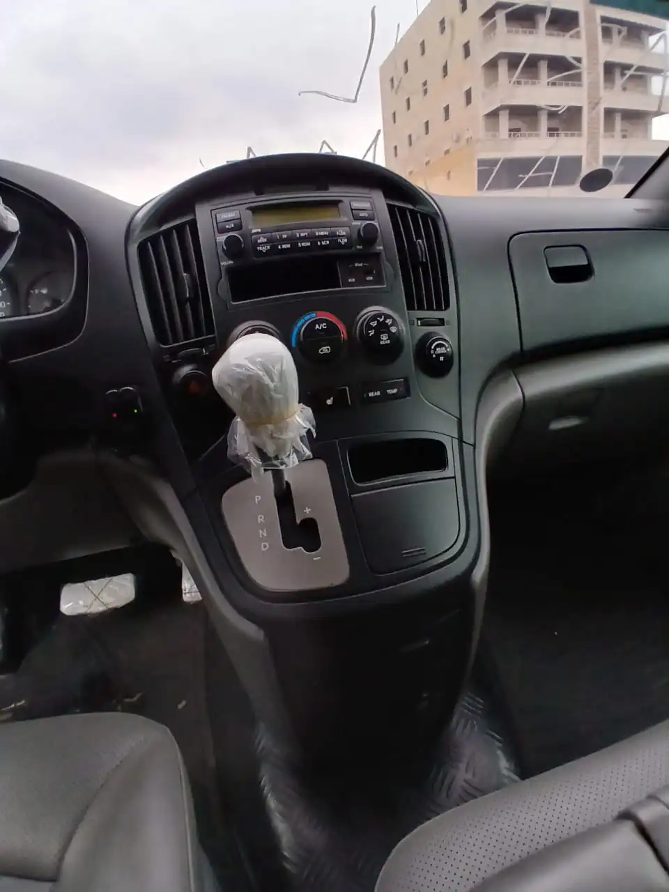 kilometrage car sale hyundai grand starex cvx van used 2014 aleppo ks image