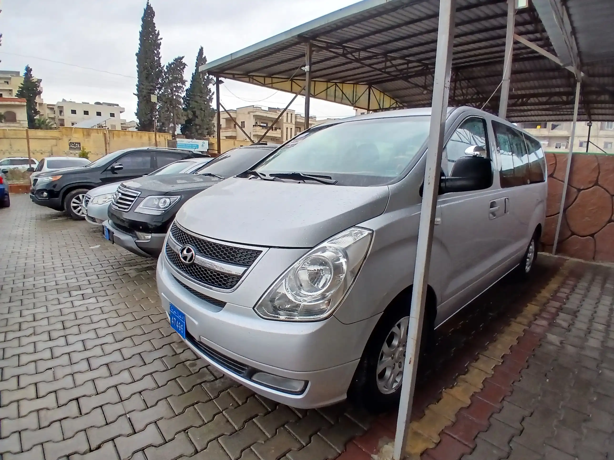 kilometrage car sale hyundai grand starex cvx van used 2010 aleppo ep card image