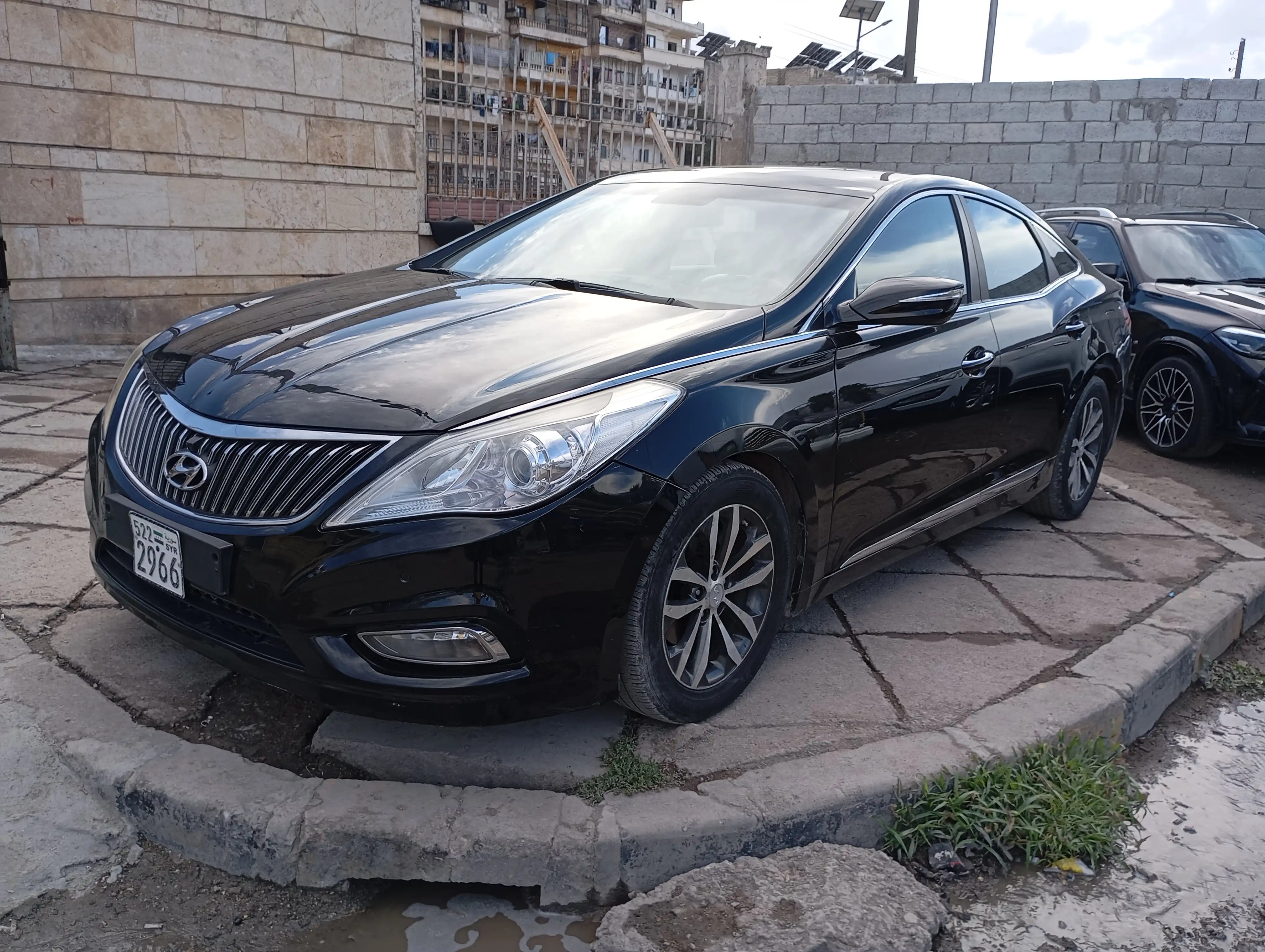kilometrage car sale hyundai grandeur hg 300 suv used 2011 aleppo pl card image