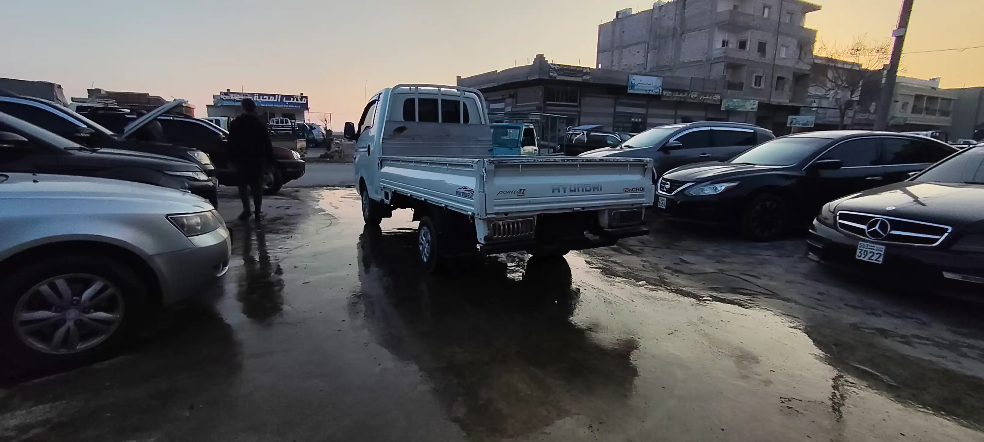 kilometrage car sale hyundai porter ii 2 crdi cargo truck used 2005 aleppo pb image