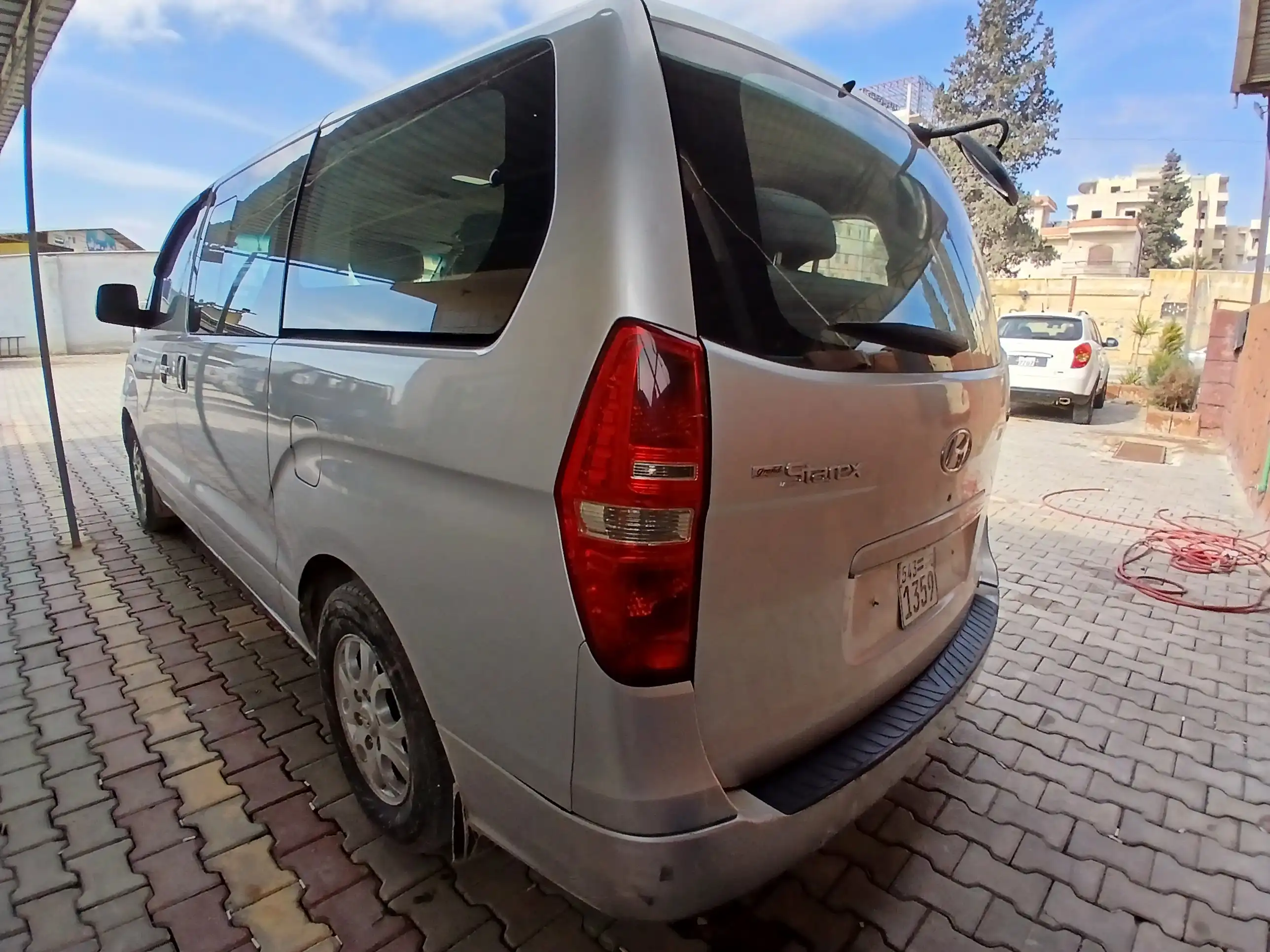 kilometrage car sale hyundai grand starex cvx van used 2010 aleppo hj image