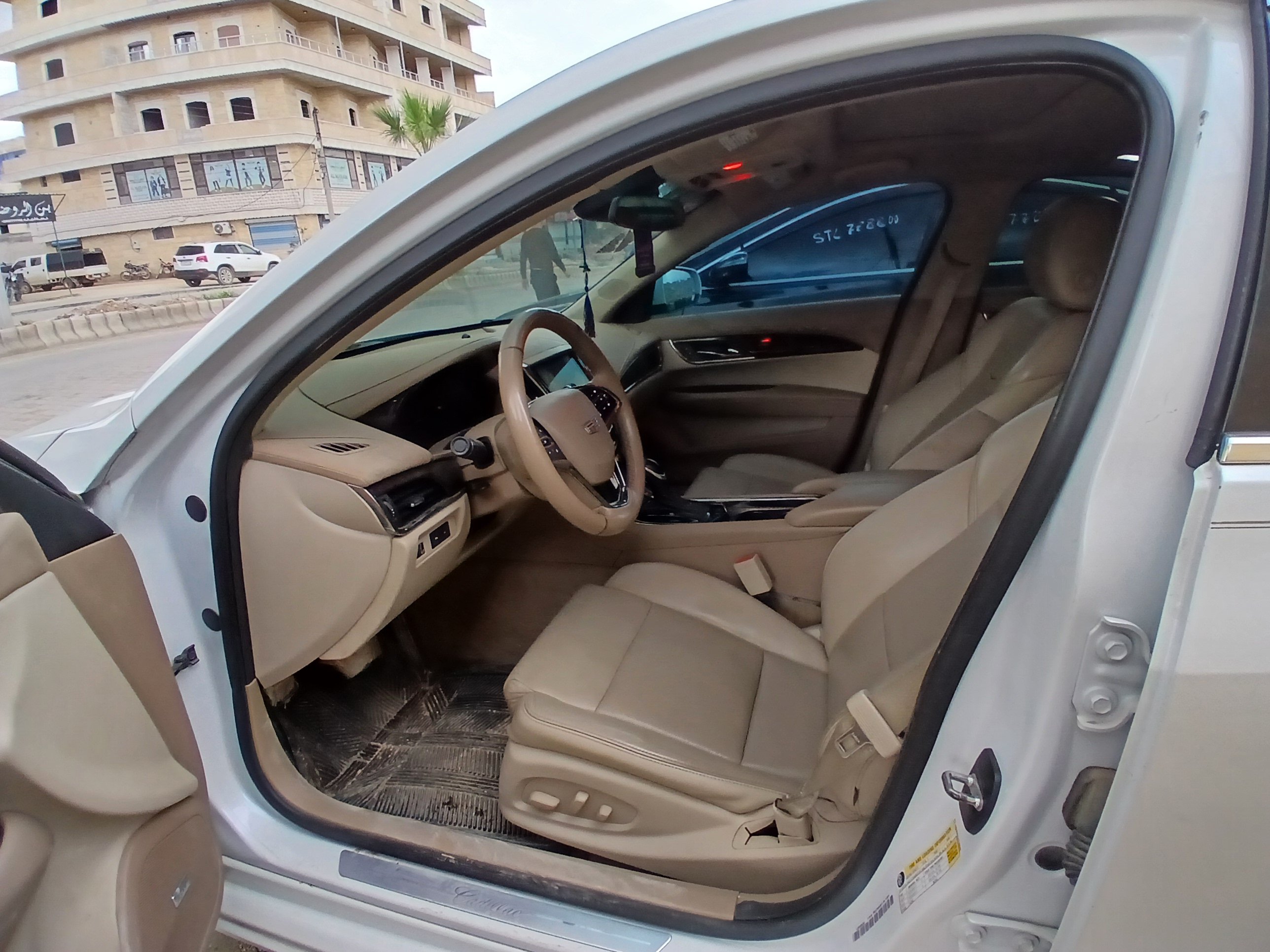 kilometrage car sale cadillac xt4 sport sedan used 2015 aleppo af image